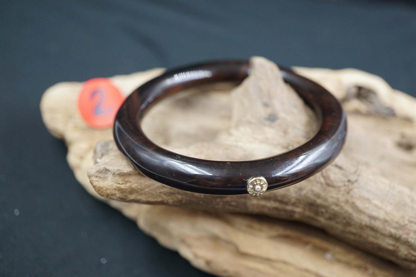Henri Bendel brown Lucite Bangle fIts a 7 1/4″ Wrist