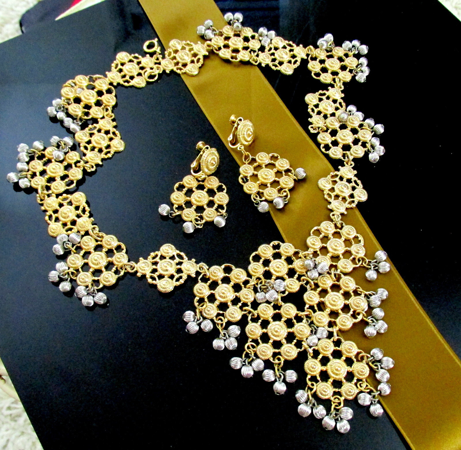 VTG Rare 70s Runway GP/Silver NAPIER Cannetille Filigree BIB NECKLACE EARRINGS