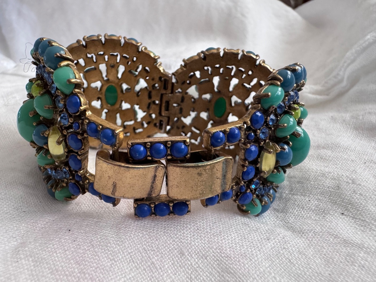 Stella & Dot Bracelet Sardinia Cabochon Blue Turquoise Stones signed 6.5″