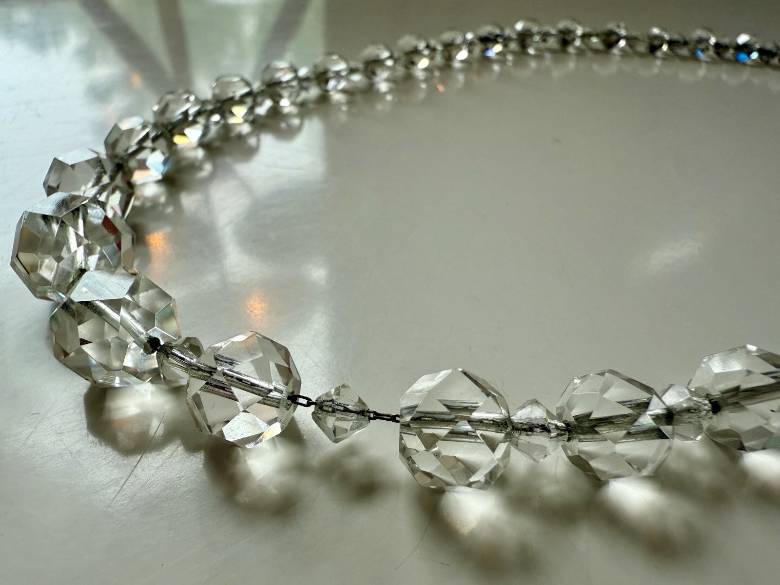 Vintage Deco Faceted Crystal Graduated Bead Necklace LOVELY