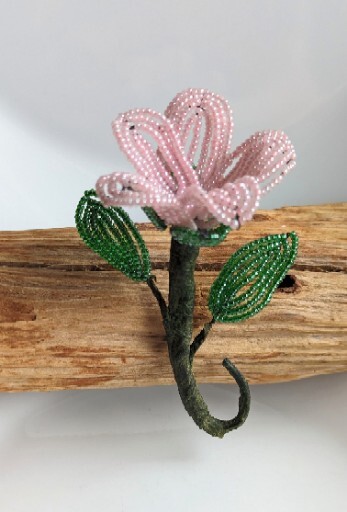 Vintage Handmade PINK Petal Seed Bead Flower Brooch 3¾” Pin GREEN Leaves Stem