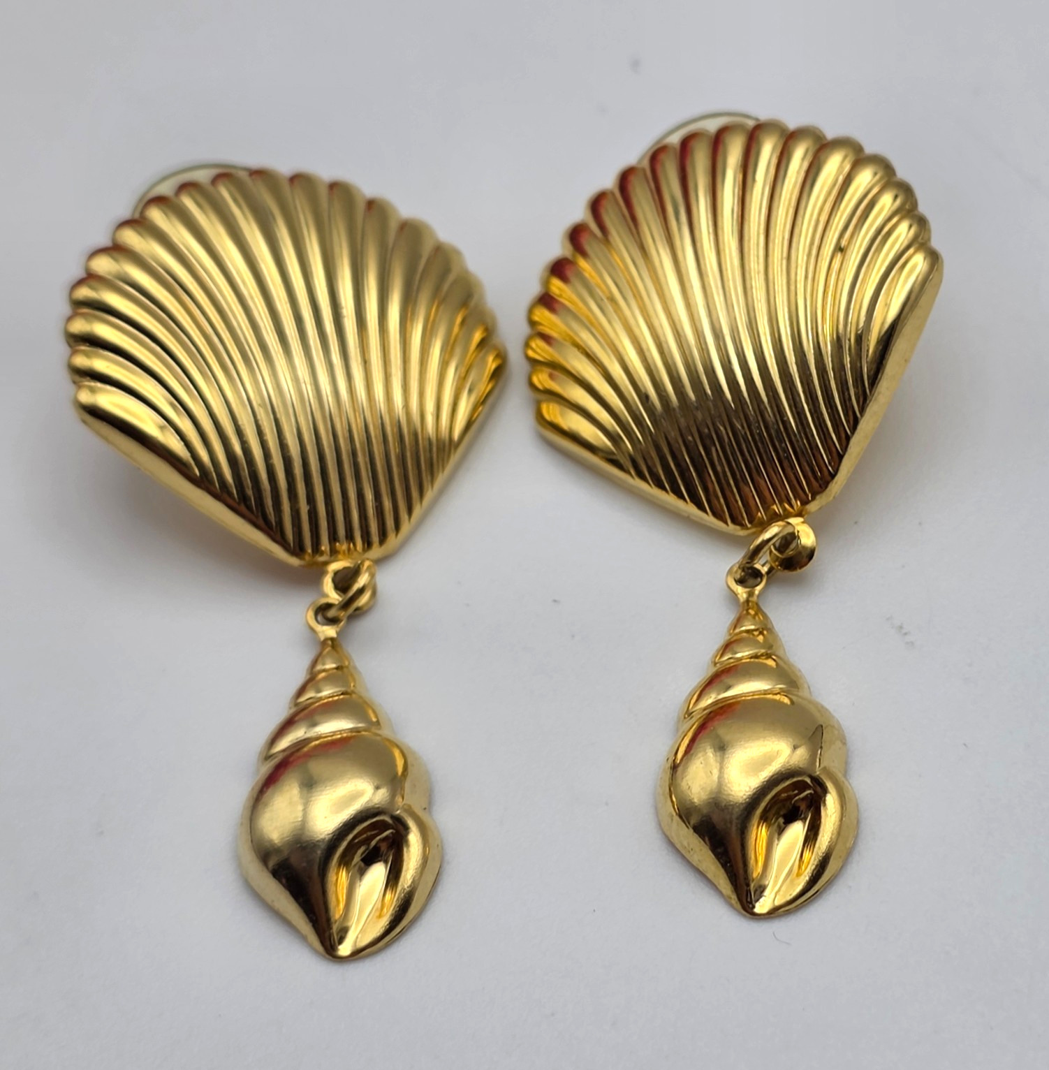 Vintage Gold Tone Scallop Shell Conch Drop Earrings 2 In Coastal Beachcore