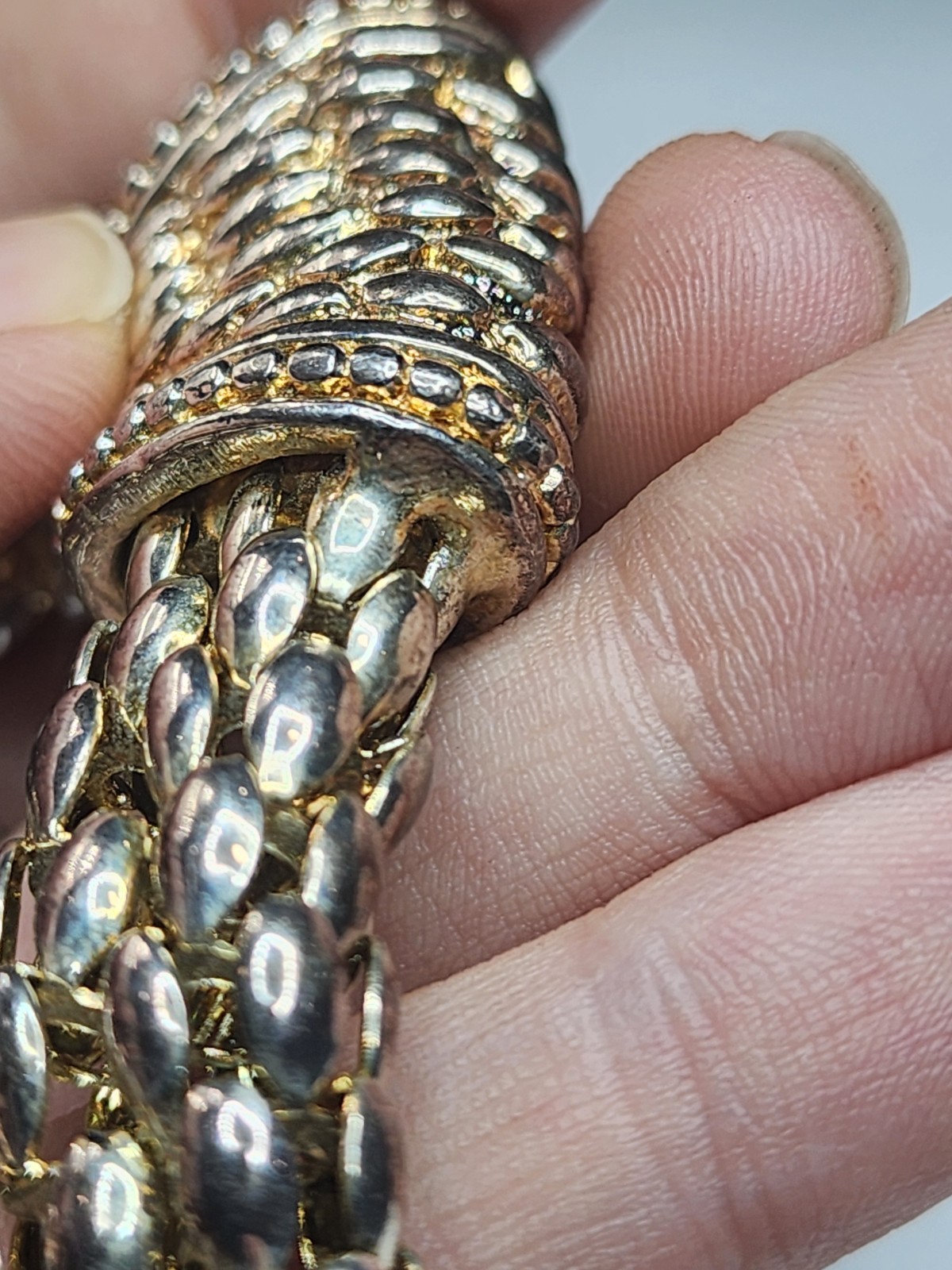 Vintage Popcorn Mesh Snake Scale Chain Necklace 17” Magnetic Front Clasp Read