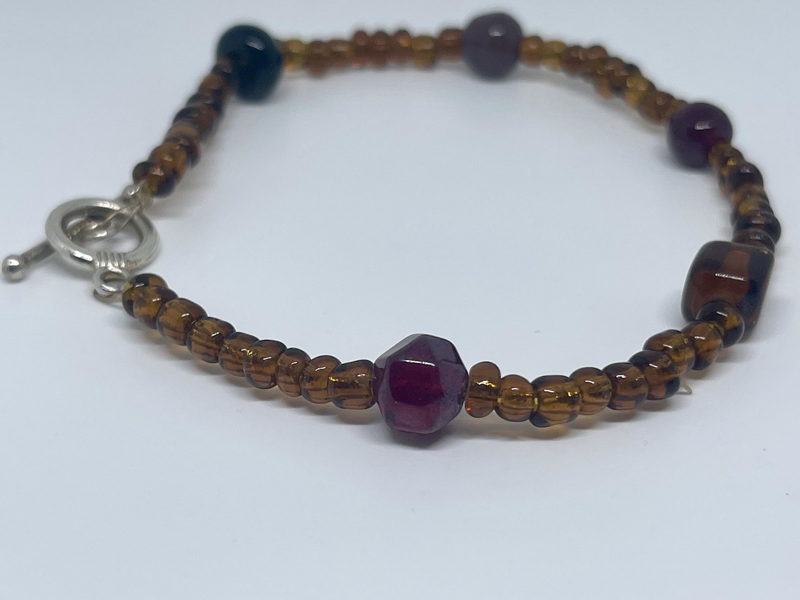 Vintage Earthy Boho Amber Beaded Bracelet Silver Tone Toggle Clasp Size 8”