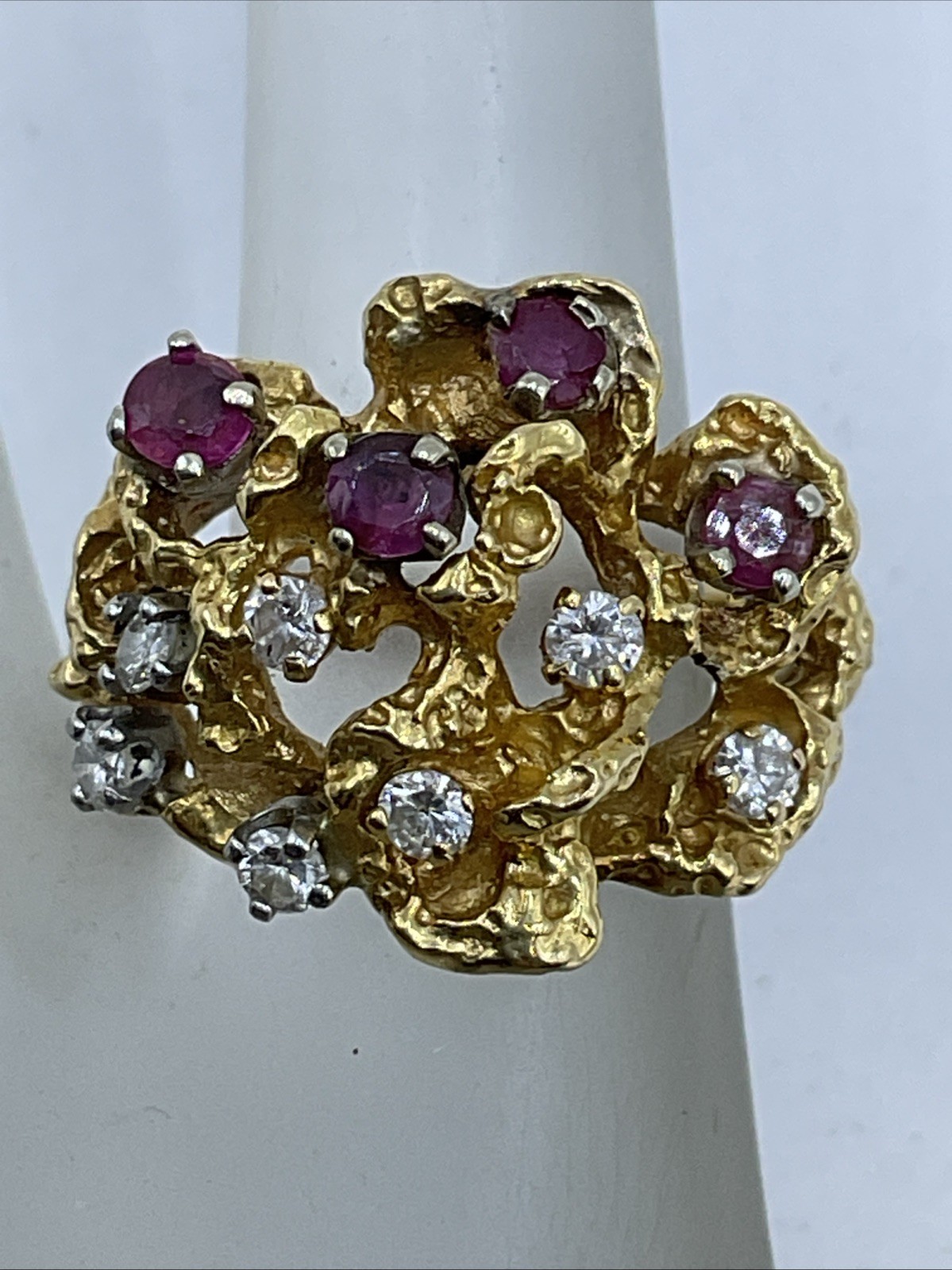BEAUTIFUL Ladies Ring Solid 17K Yellow Gold Diamond & Ruby VINTAGE HANDMADE10.3g
