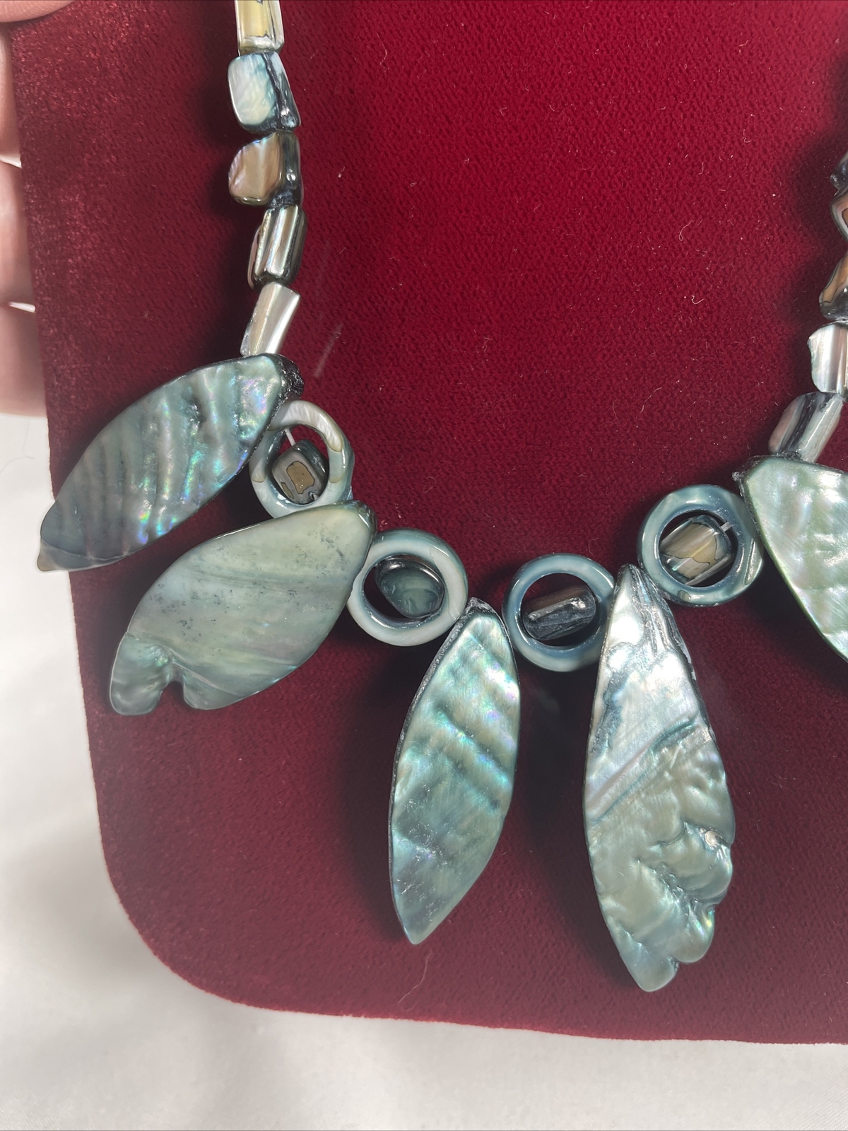 Abalone Shell Made Into Beads And Leaves Necklace Collar