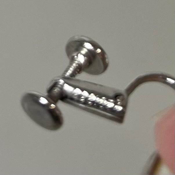 Vintage Pearl Earrings Silver Screw Back Classic Elegant Bridal Old Money Estate