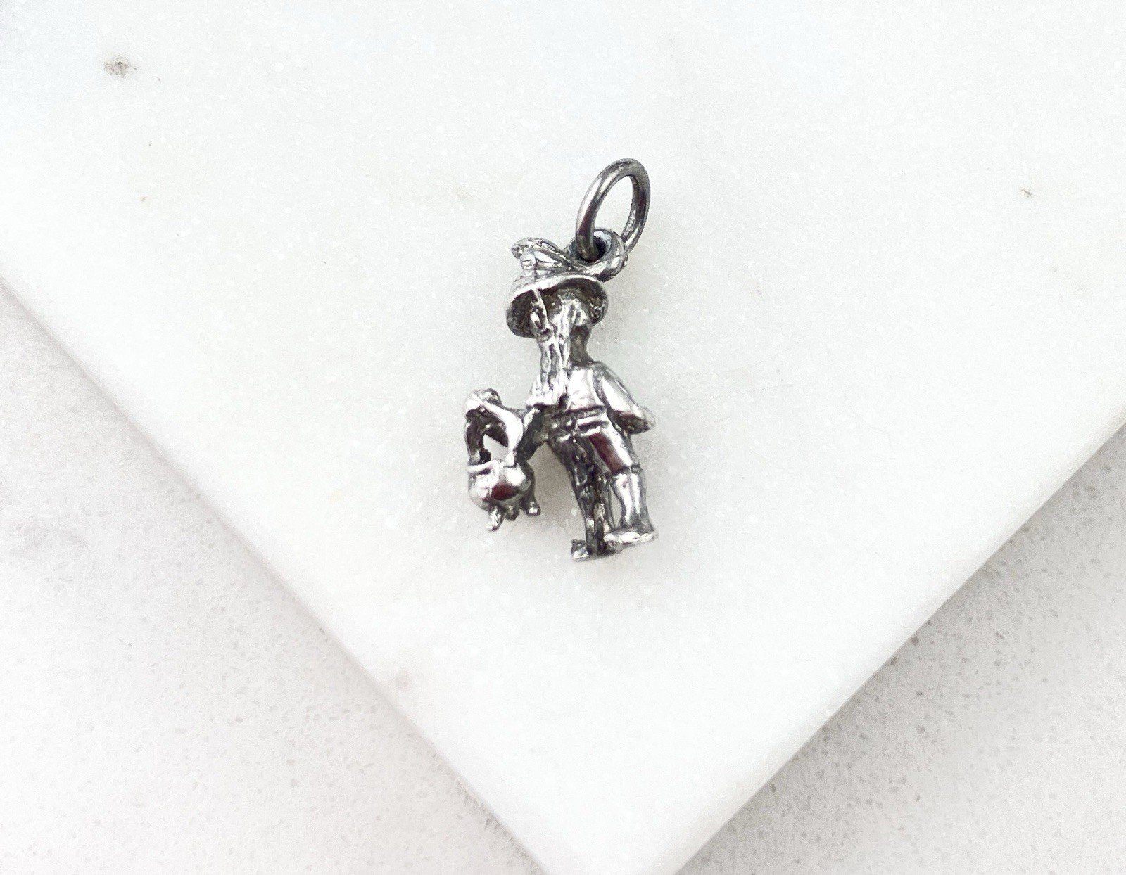 Vintage 925 Sterling Silver Leprechaun Pot Of Gold Luck Charm Pendant