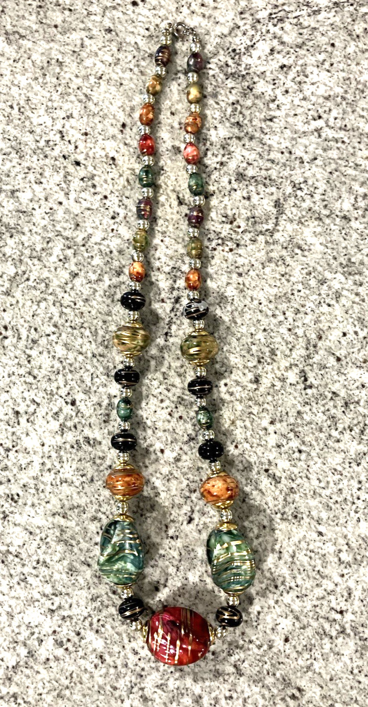 Vintage Colorful Bold Swirls Plastic Beaded Statement Necklace 22″ Long 11″ Drop