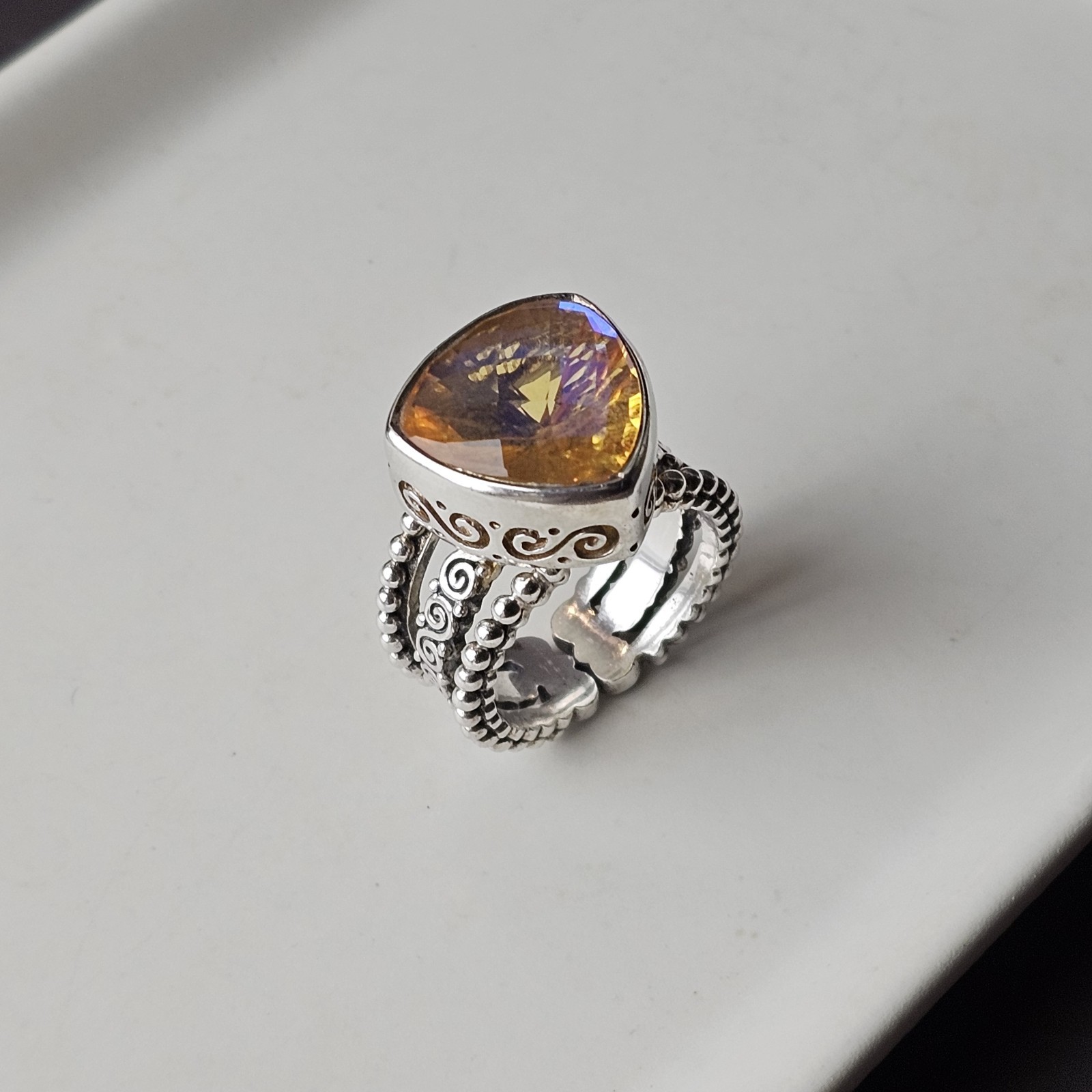 Sajen 925 Sterling Silve Rainbow Champagne Quartz Ornate Ring Size 10 – 15.36 g