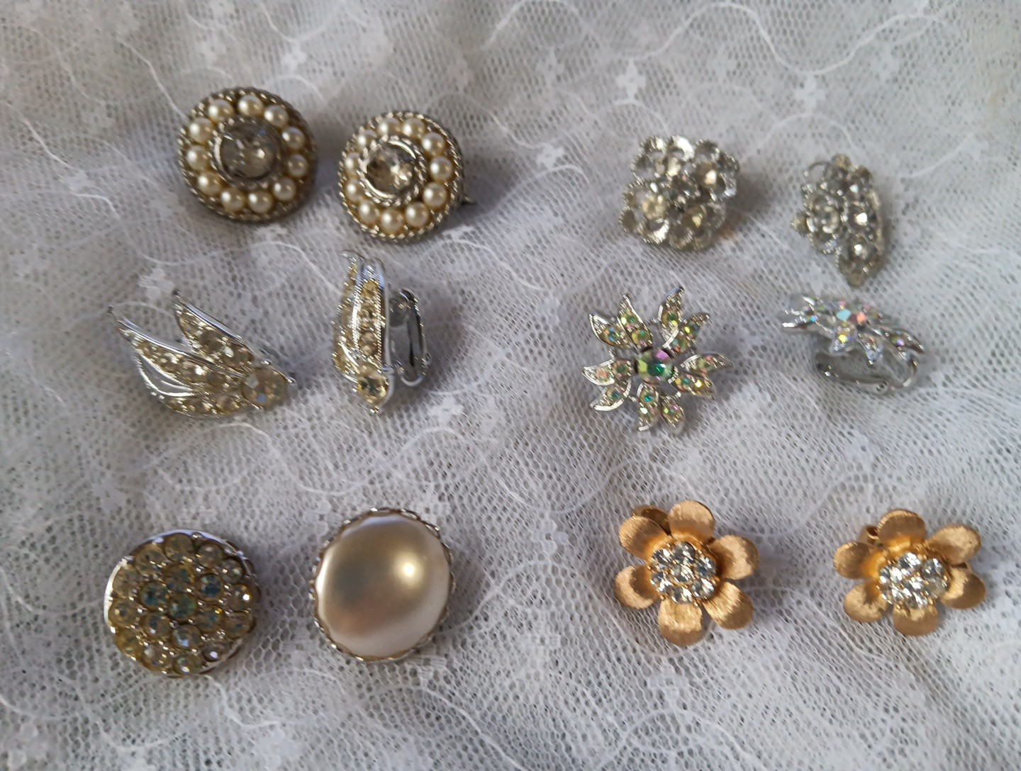 Vintage 60’s/70’s Sarah COVENTRY Rhinestone CLIP EARRINGS 6 Pair From Kit
