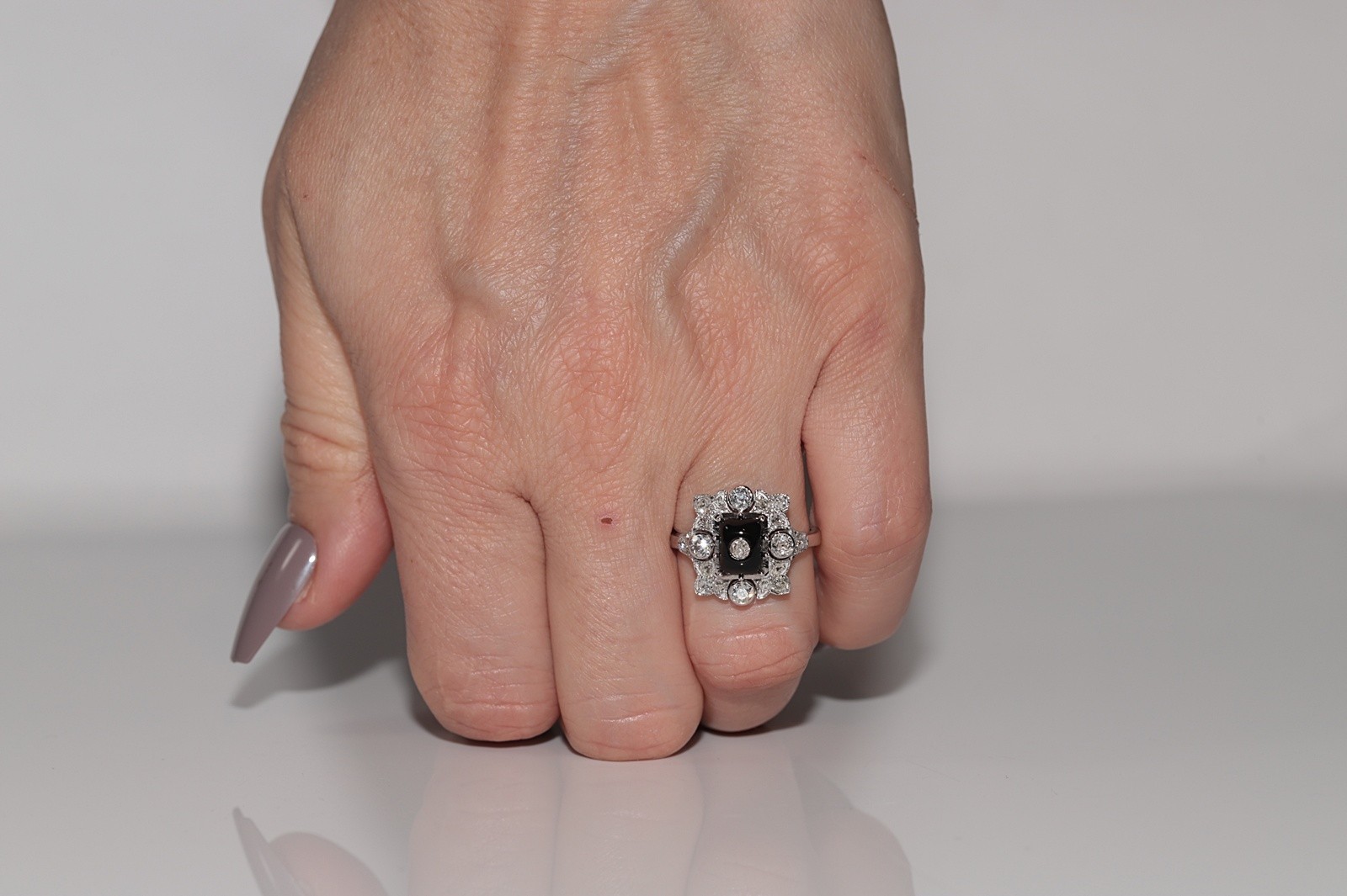 New Made 18k Gold Estate Natural Diamond Onyx Decorated Square Ring