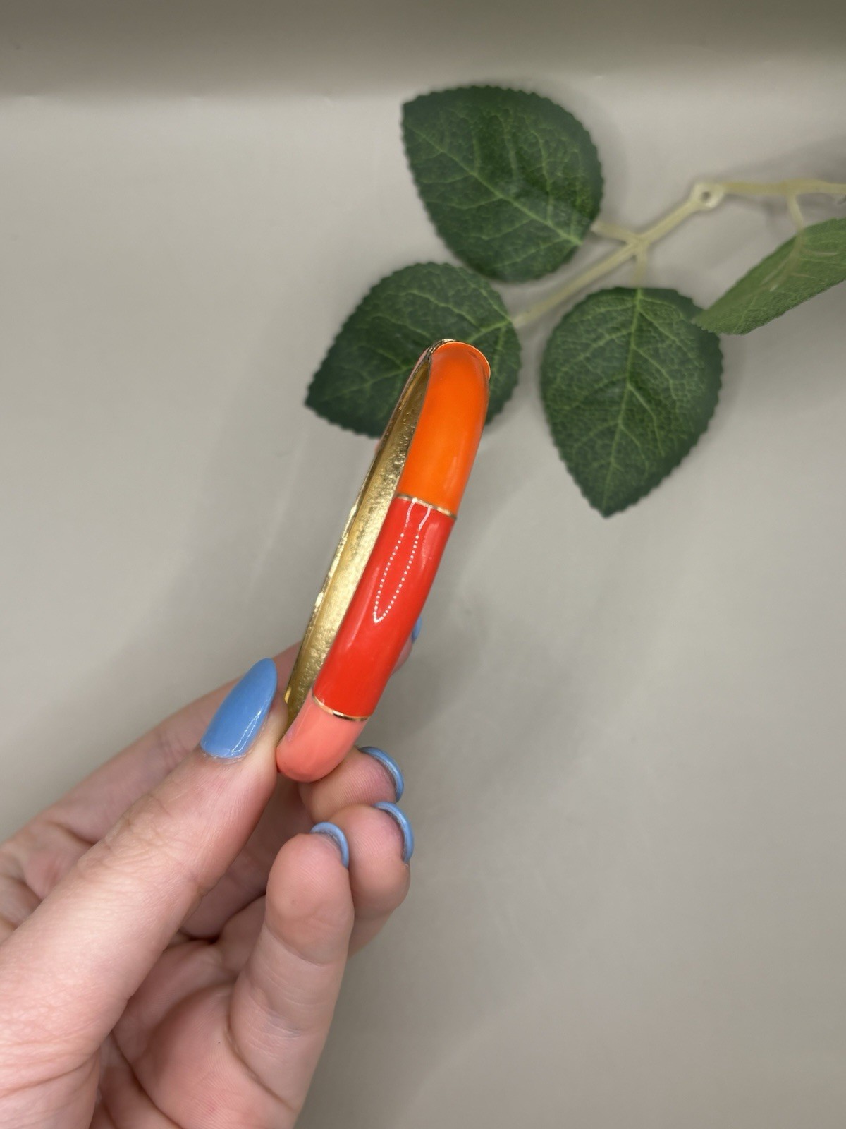 Vintage Reversible Enamel Bangle – Orange Coral & Cream Gold Tone Bracelet