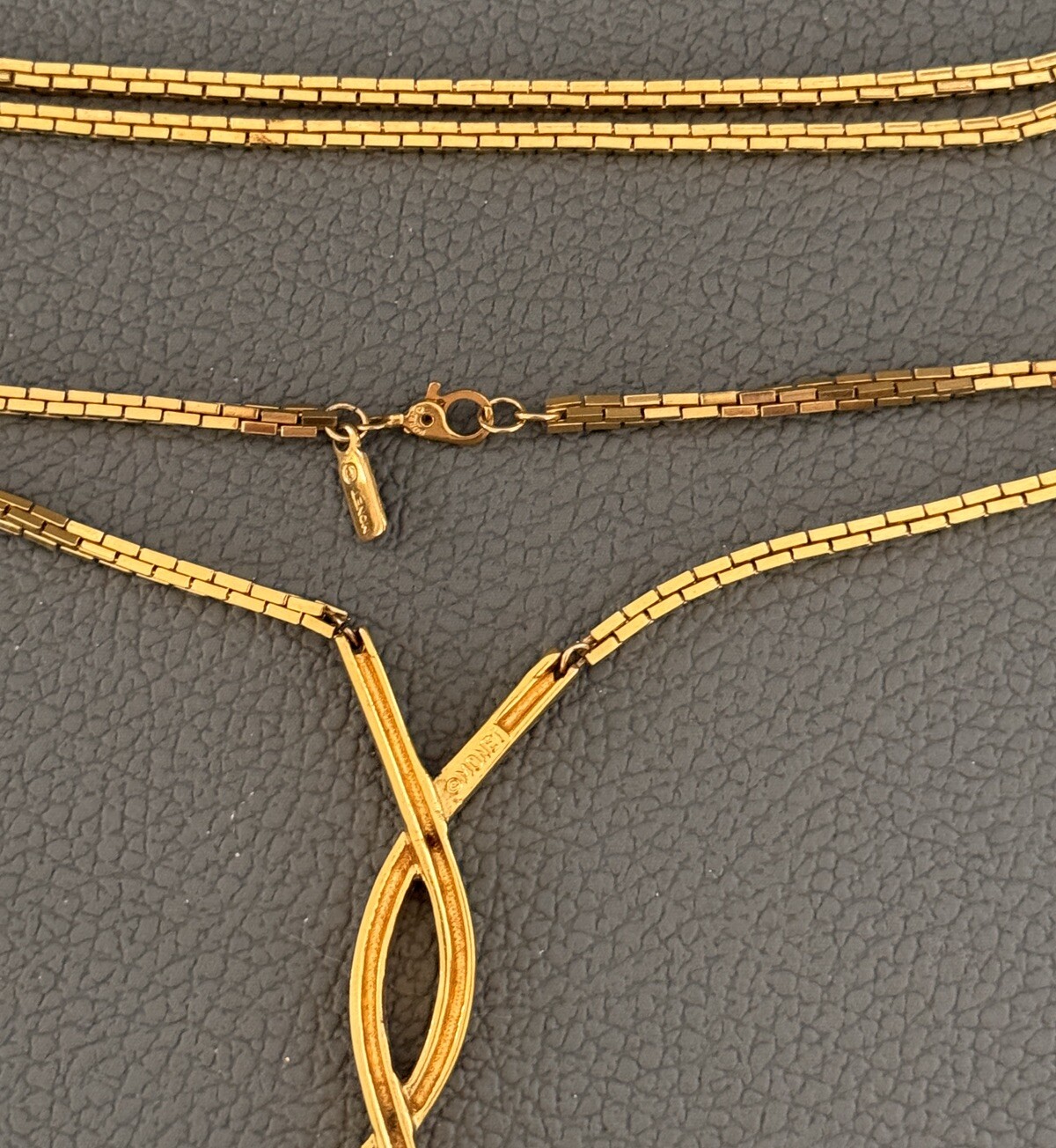 Vintage MONET Jewelry Chain Necklaces Brooch Earrings Lot Of 5 Gold Tone Marked