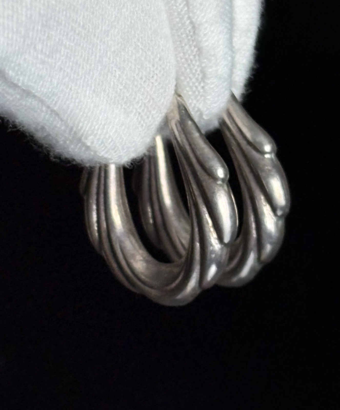 Vintage Sterling Silver Hoop Earrings 925 Dangle Drop Puffy Scalloped Ladies 1in