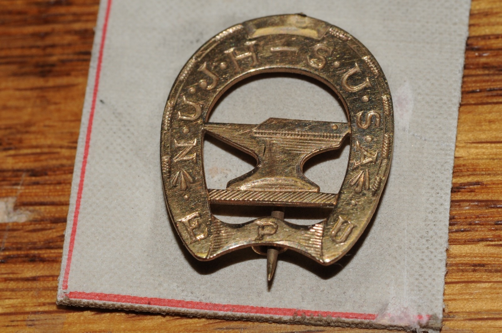 Horseshoe Anvil N.U.J.H.-S. U.S.A. EPU Pin 1905 Gold Filled Salesman Sample old*