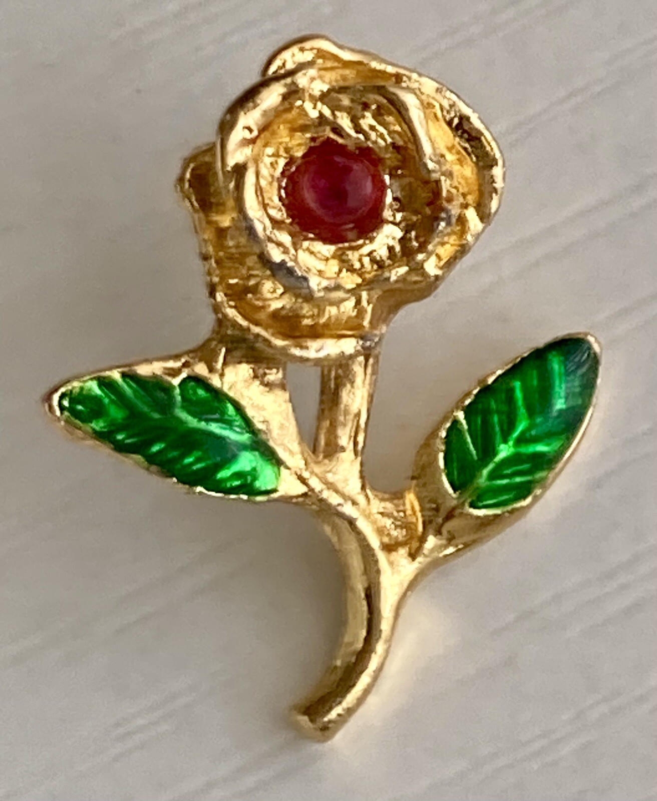Vintage Rose Flower Lapel Pin Green Enamel Pink Spinel Gem Gold Tone 3/4in 3.3g