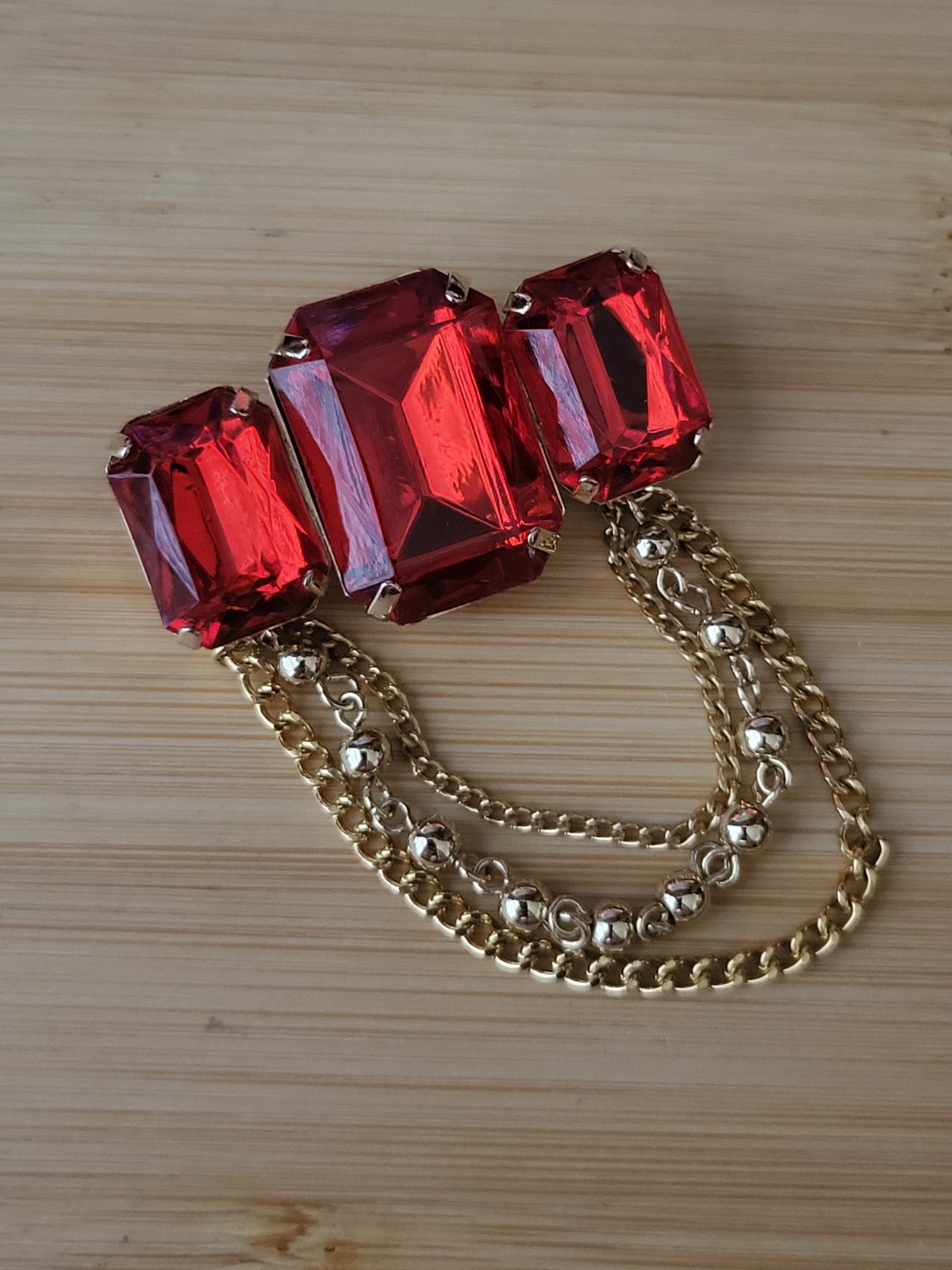 Vtg Faux Red Faceted Rectangle Gem Brooch Gold Tone Chatelaine Regal Statement