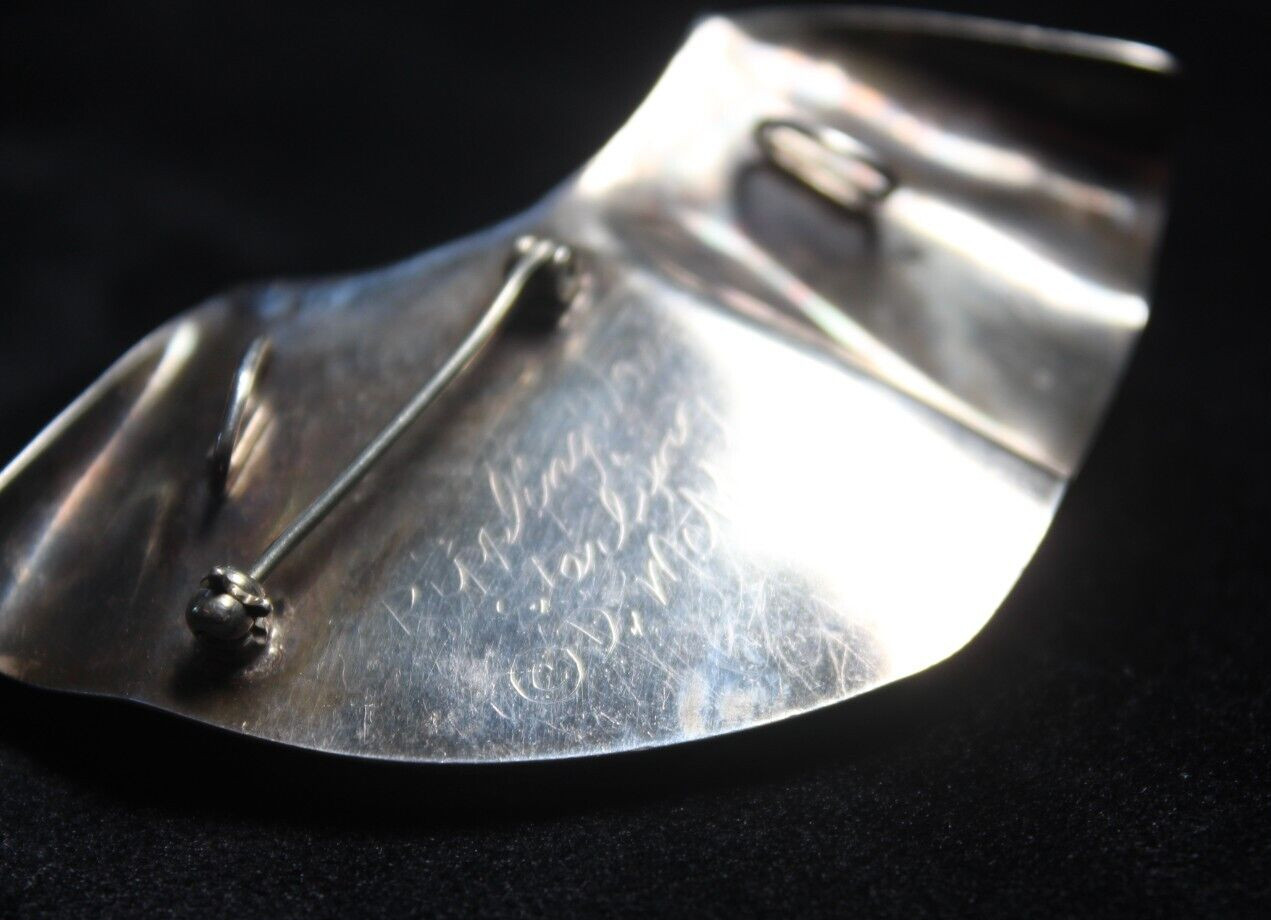 Donna McAfee 1987 Rippling Wave Sterling Silver Enamel Modernist Brooch Pendant