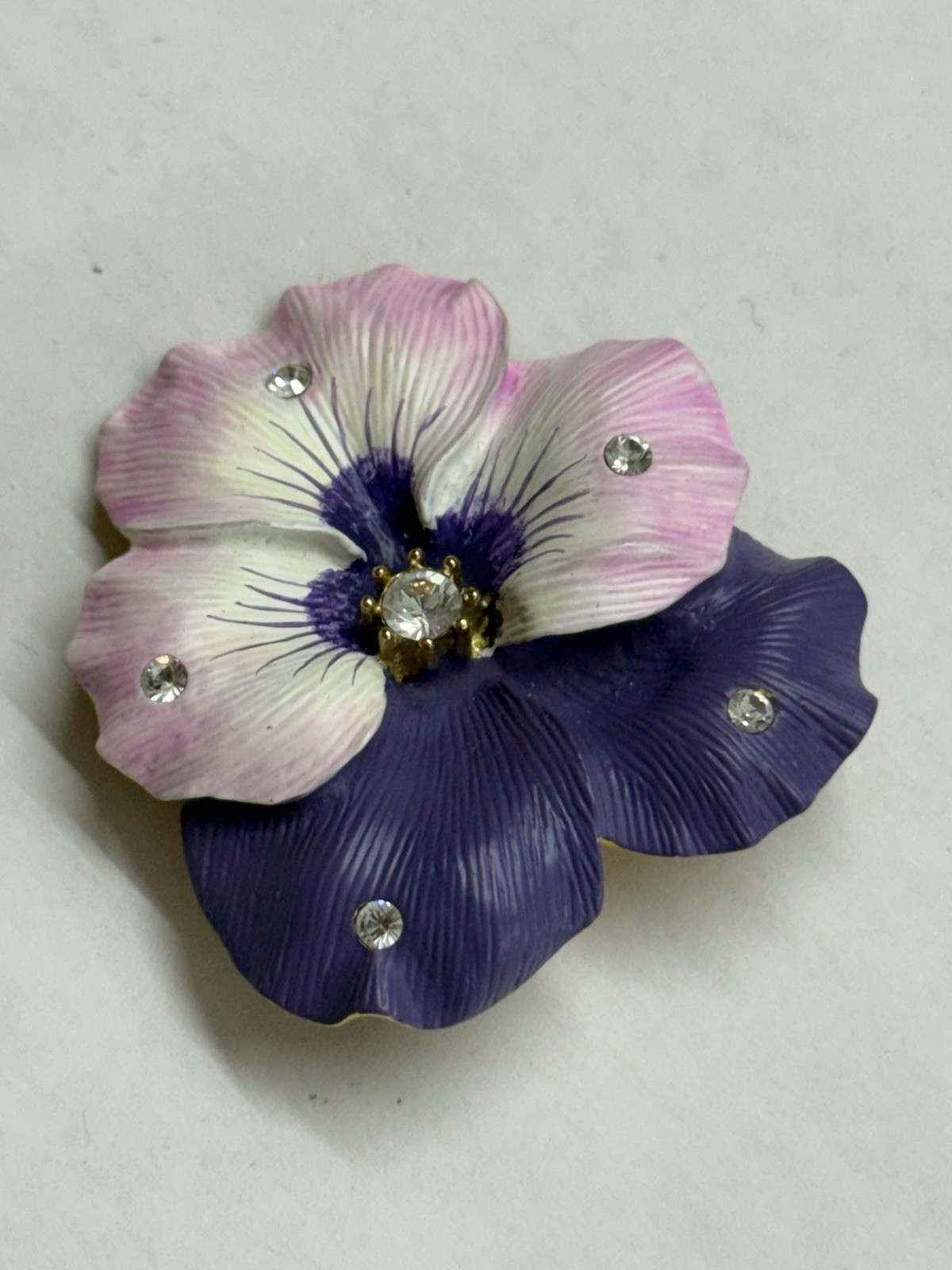 VTG Nolan Miller Purple Enamel Pansy Rhinestone Gold Tone Pin/Brooch Signed