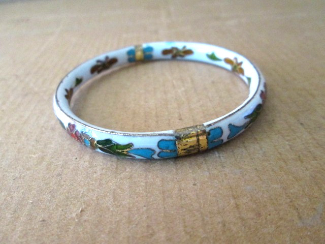 Vintage Enamel White Green Blue Flowers Bracelet Opening Hinged Bangles 6.5″
