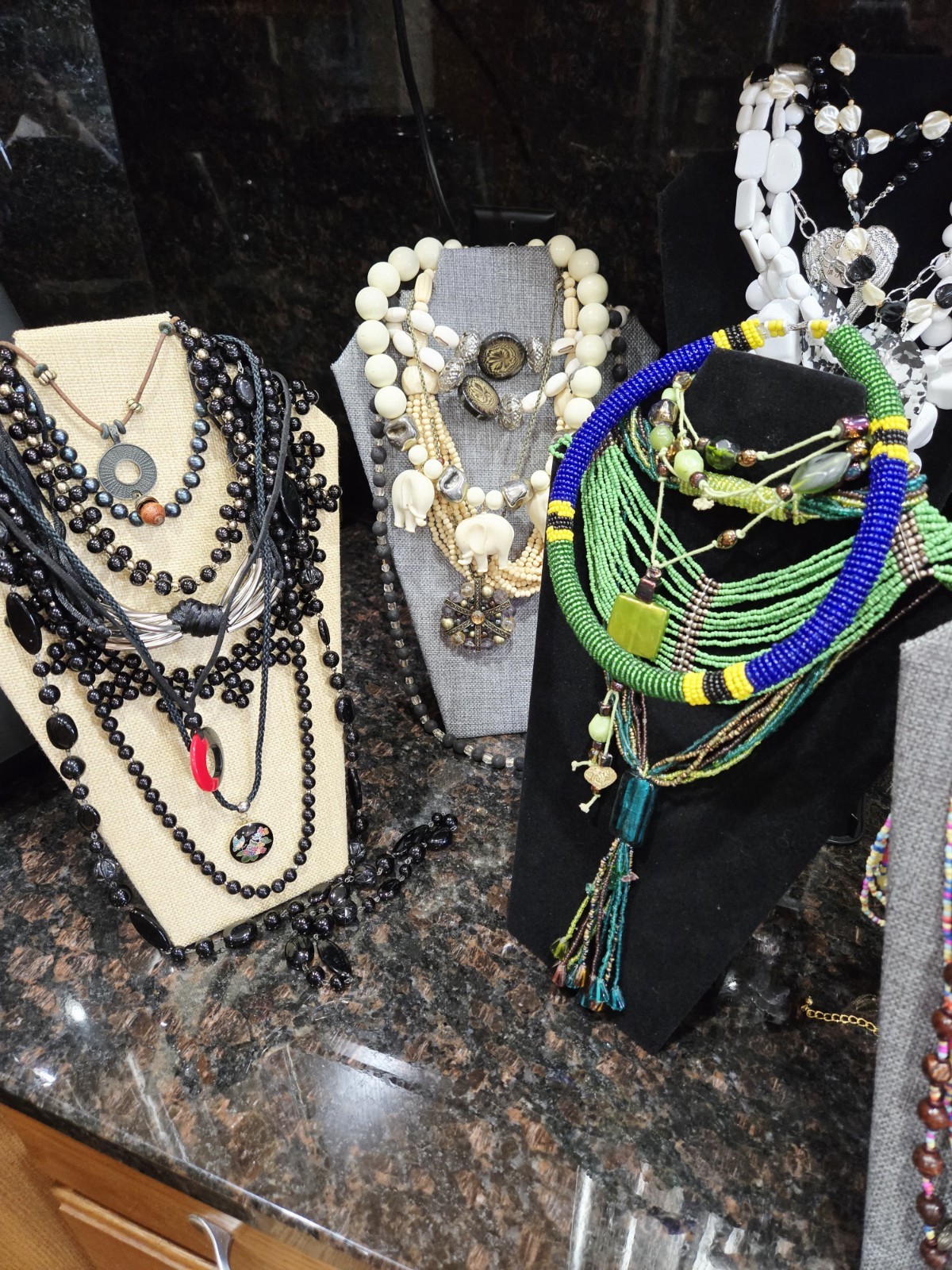 Estate Jewelry Lot 230 pc Signed Unsigned 16 Pounds Vintage to Now Jewelry Lot 4