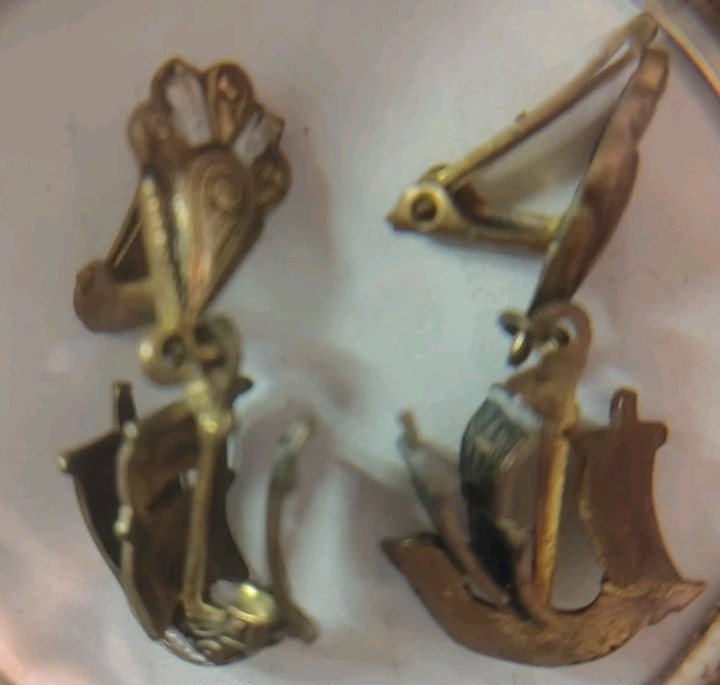 Vintage 1950’s Clip On Earrings Spanish Ship Pirate Nautical
