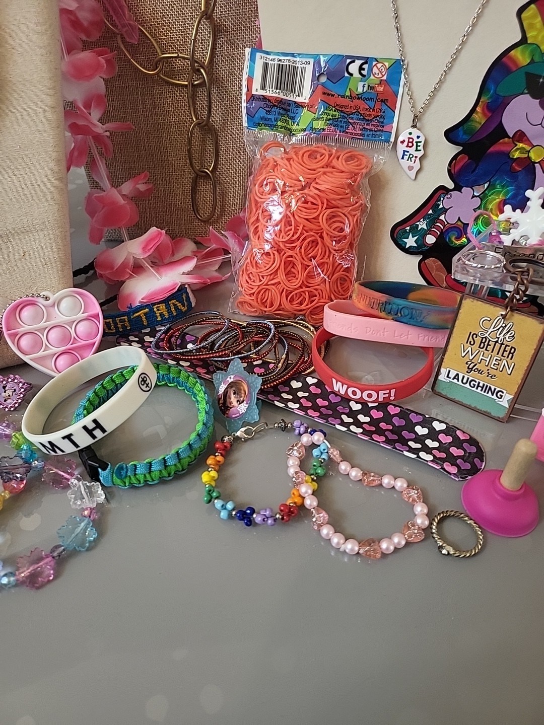 Costume Jewelry Lot 90 Pc + Girls Dress Up Box Collectibles, Hair Pcs And MoreG1