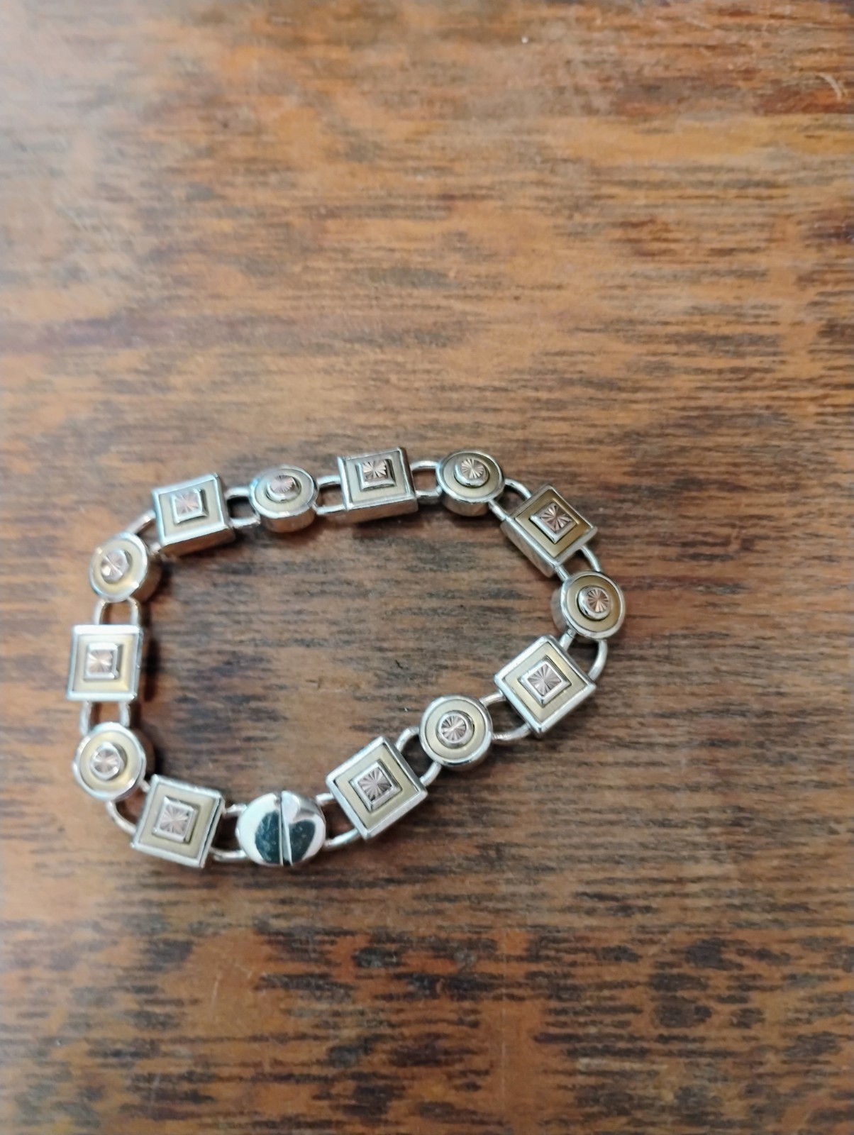 Women’s Two Tone Silver and Gold Liz Claborne Bracelet.