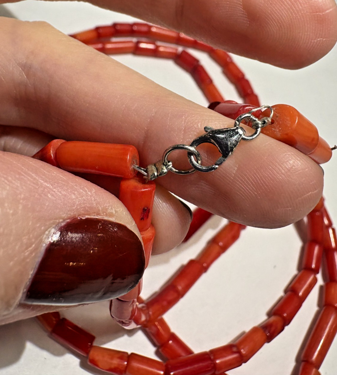 Dainty Double Strand Spice Red Tube Bamboo Beads 44g Coral 20″ Silver Necklace