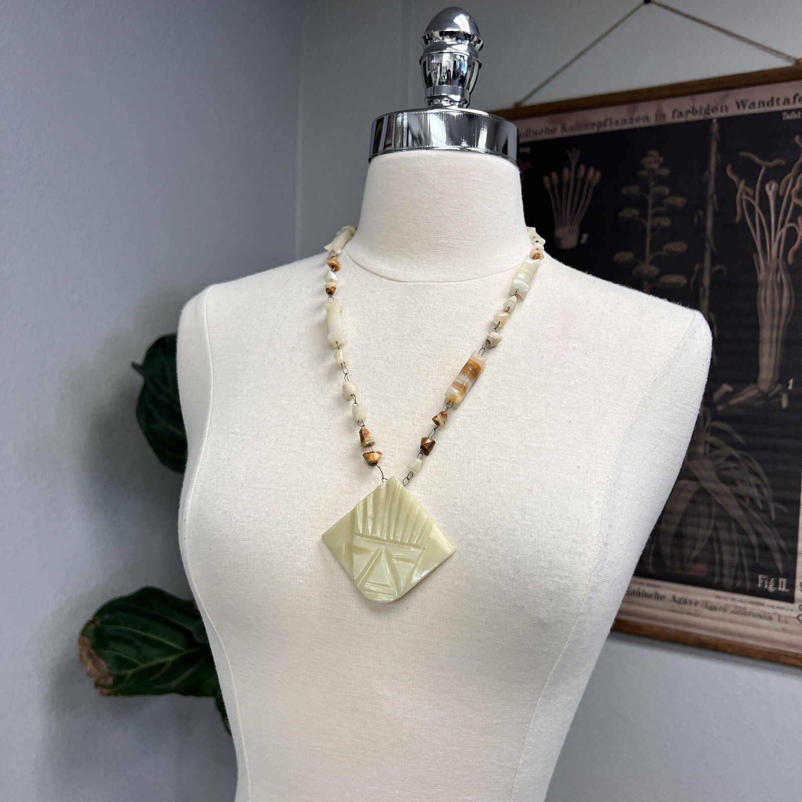 Aztec Hand Carved Stone Necklace Brown White Marble Onyx Alabaster Vintage