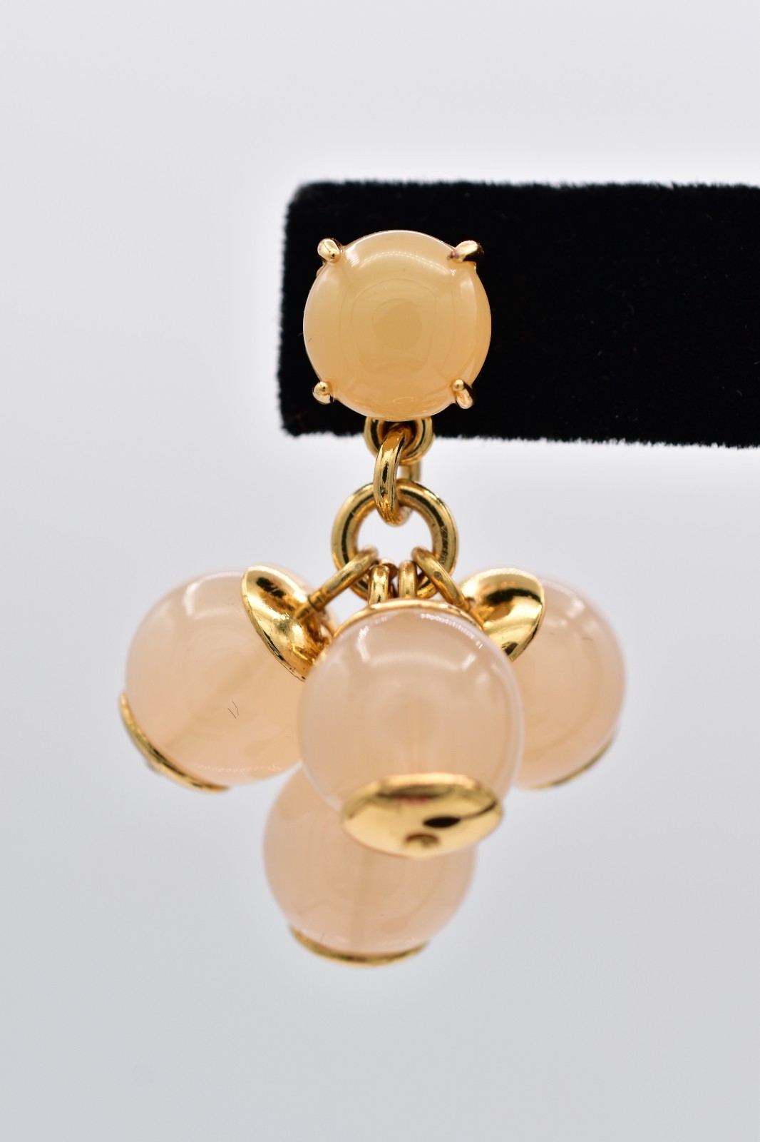J.Crew Peach Beaded Cabochon Cluster Earrings Gold Tone Drop Dangle Signed BinAI