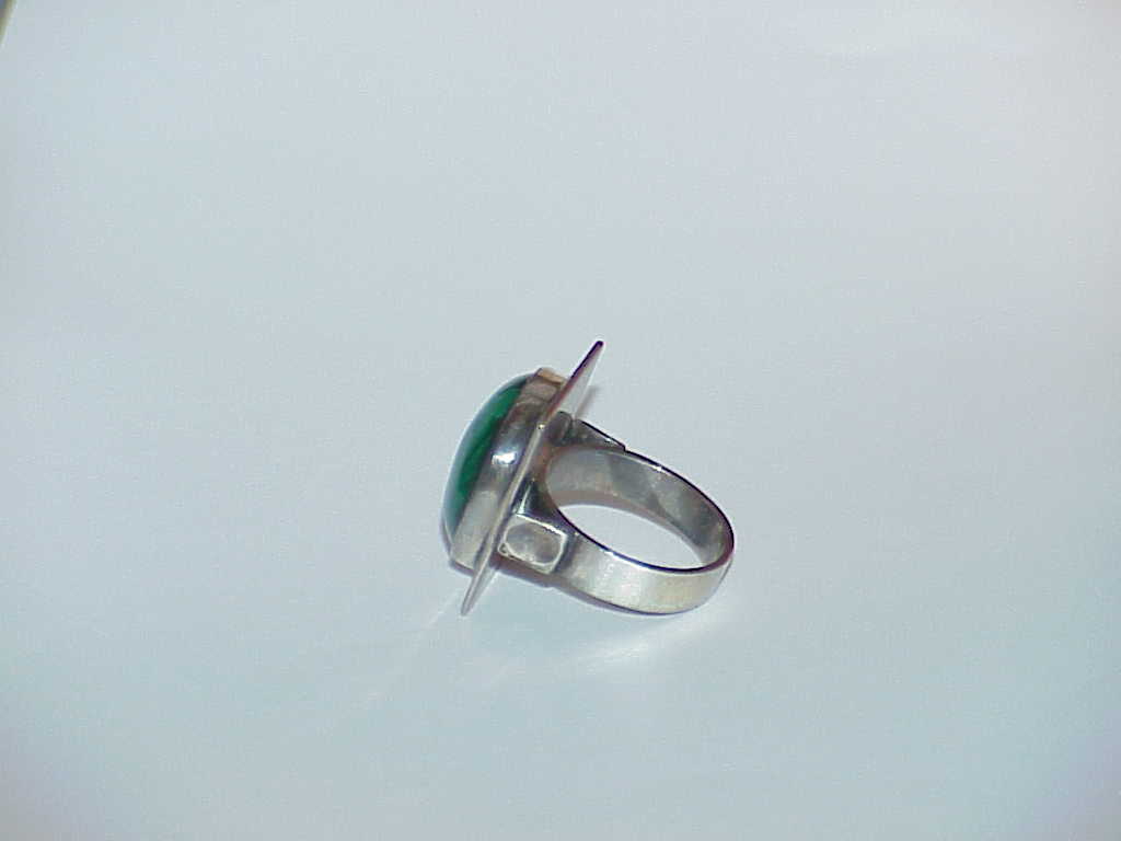 STERLING SILVER MALACHITE RING SQUARE SZ 7 HANDMADE FABULOUS VINTAGE MODERNIST