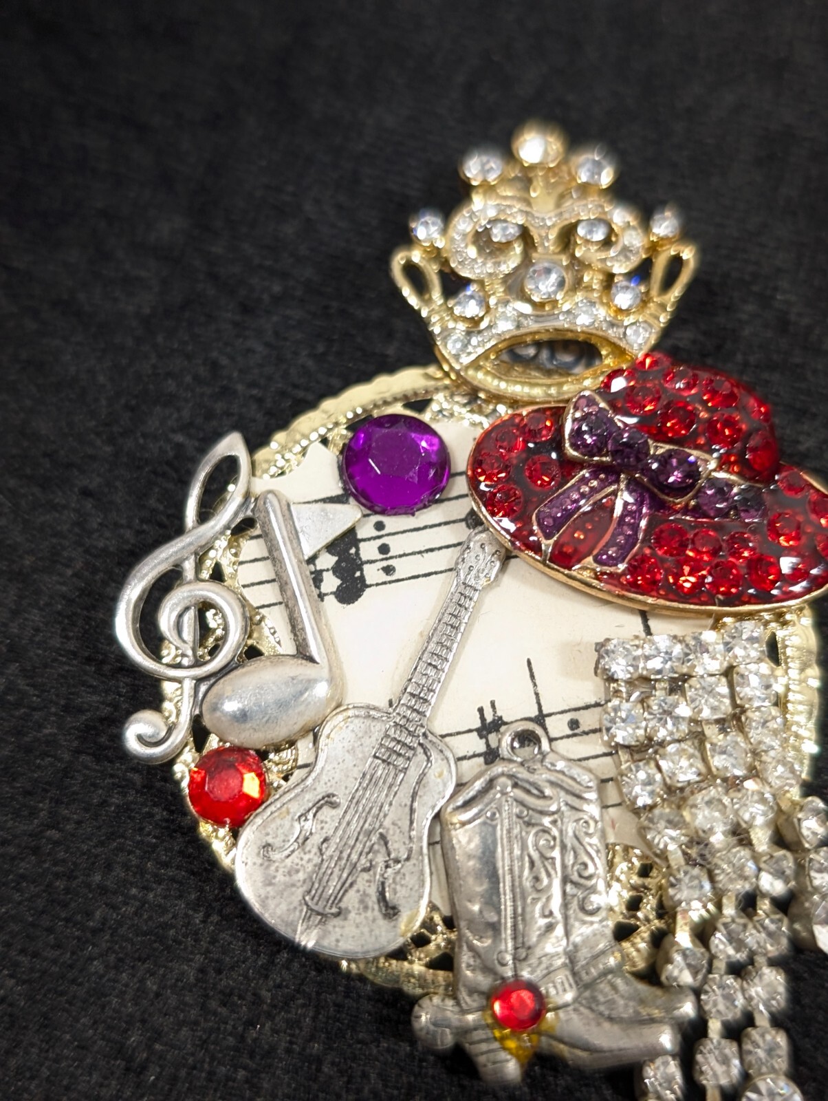 Vintage Artisan Red Hat Rhinestone Music Note Boot Spoon Pendant