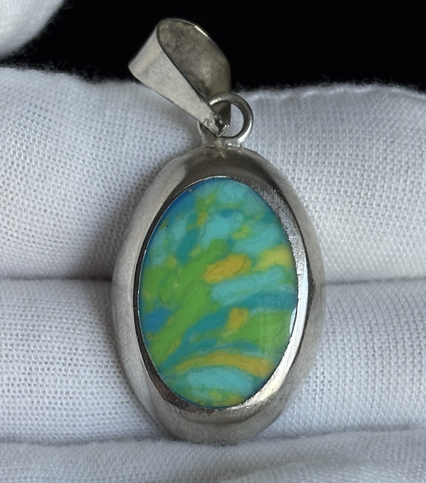 VTG 925 Sterling Silver Blue Yellow Green Vivid Art Enamel 1.75in Pendant 7.72g