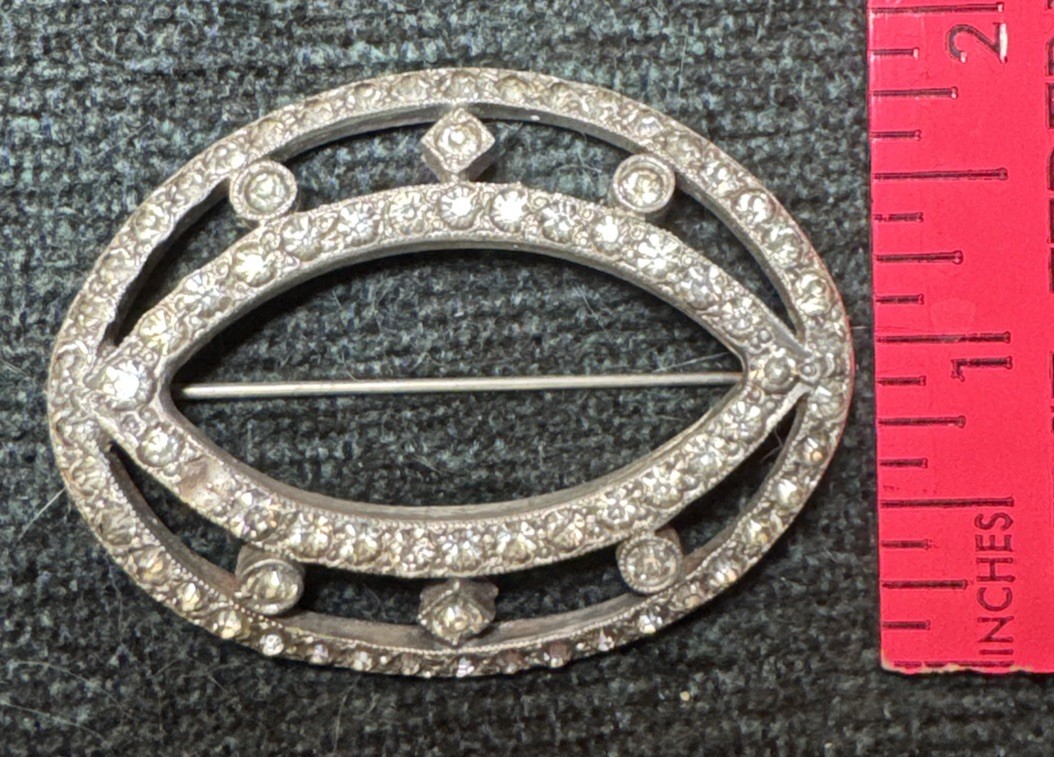 Retro Silverite Oval Brooch Pin with Rhinestones Vintage
