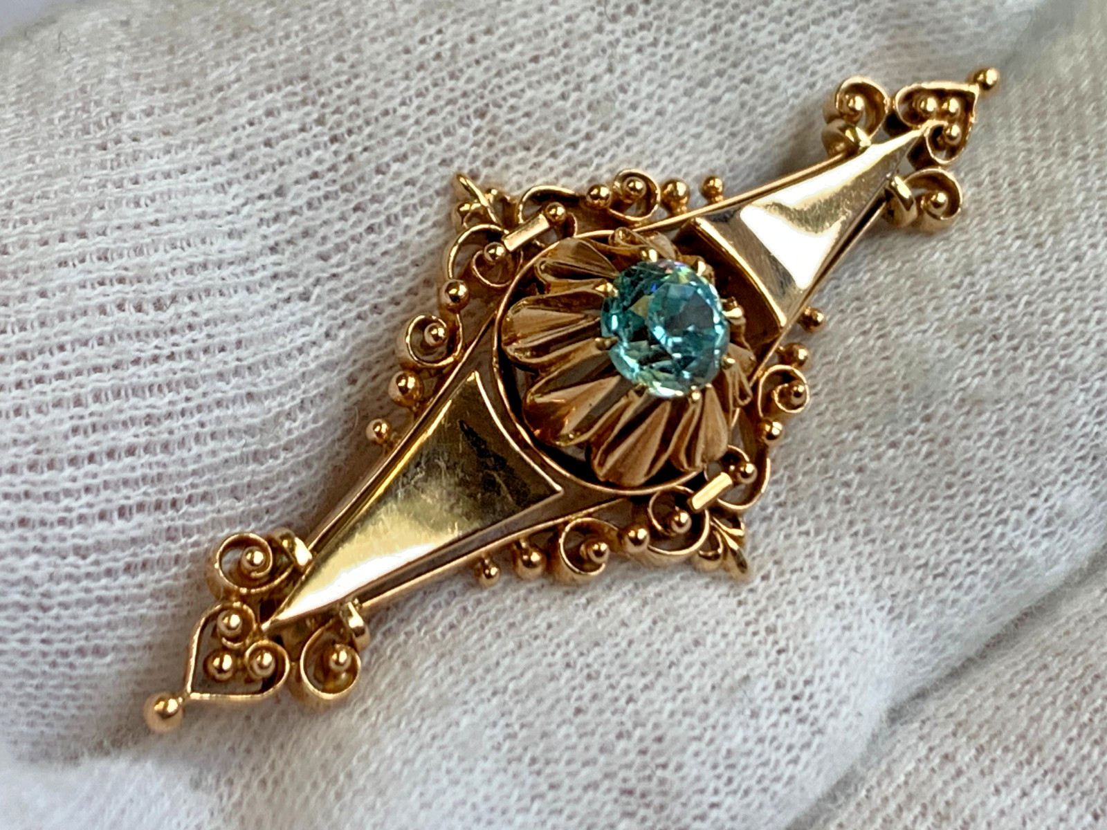 Vtg Yellow Gold Brooch 6.63g Fine Jewelry Blue Topaz Color Stone Pin *READ*