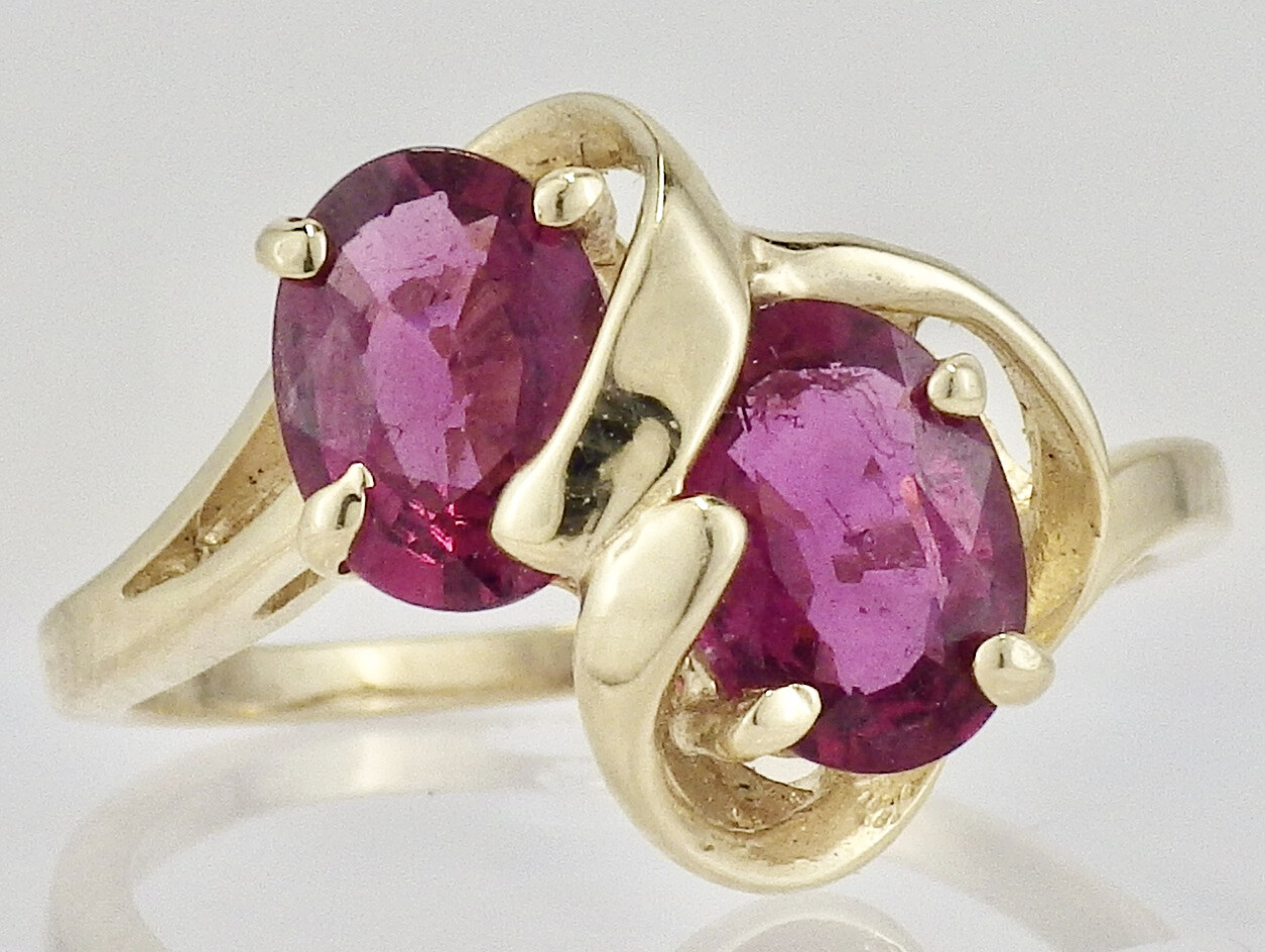 Vintage 14K Yellow Gold Double 7MM x 5MM Oval Ruby Ring Size 6 1/4