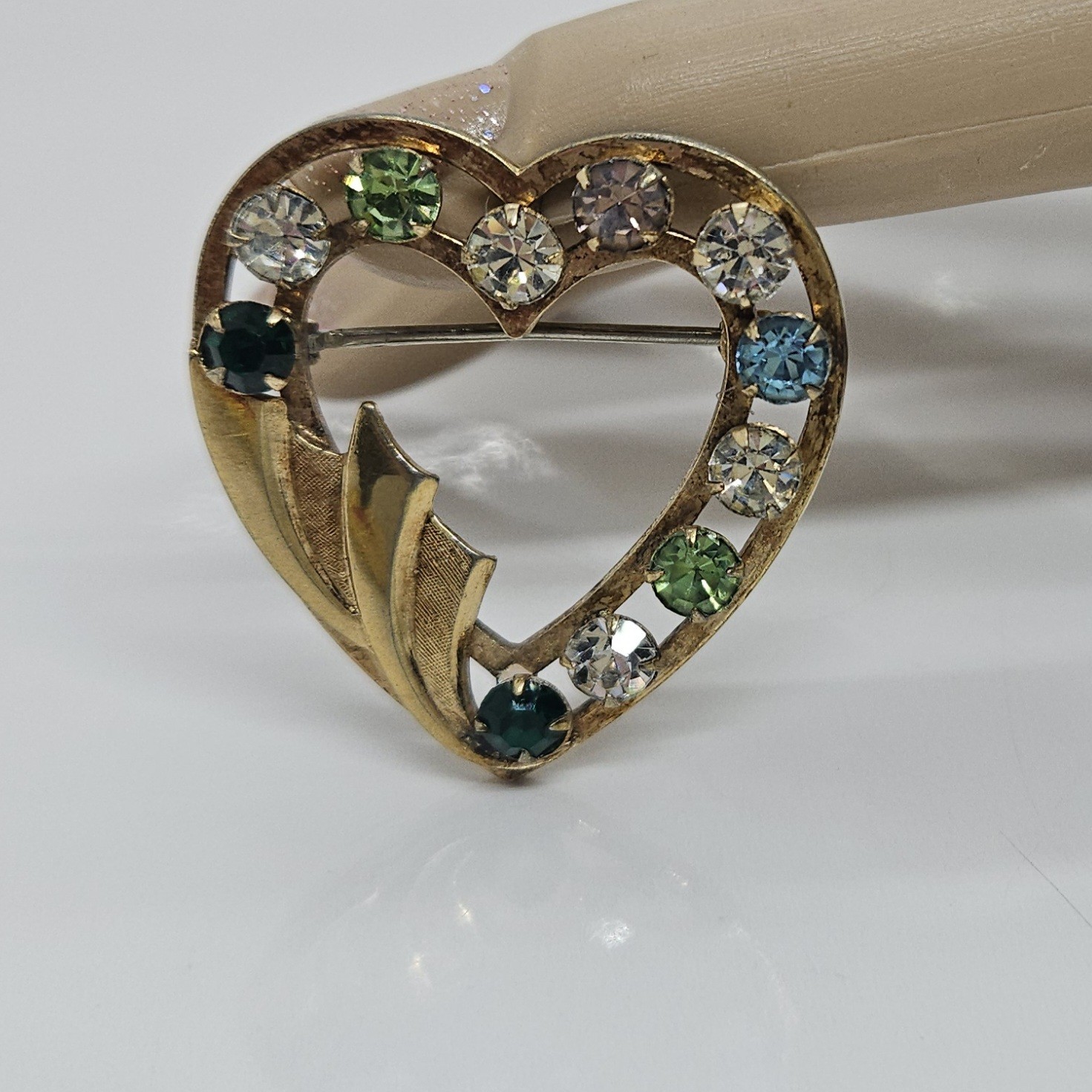 Vintage 1/20 12K GF Gold Filled Heart Pin Rhinestones 1 1/4″