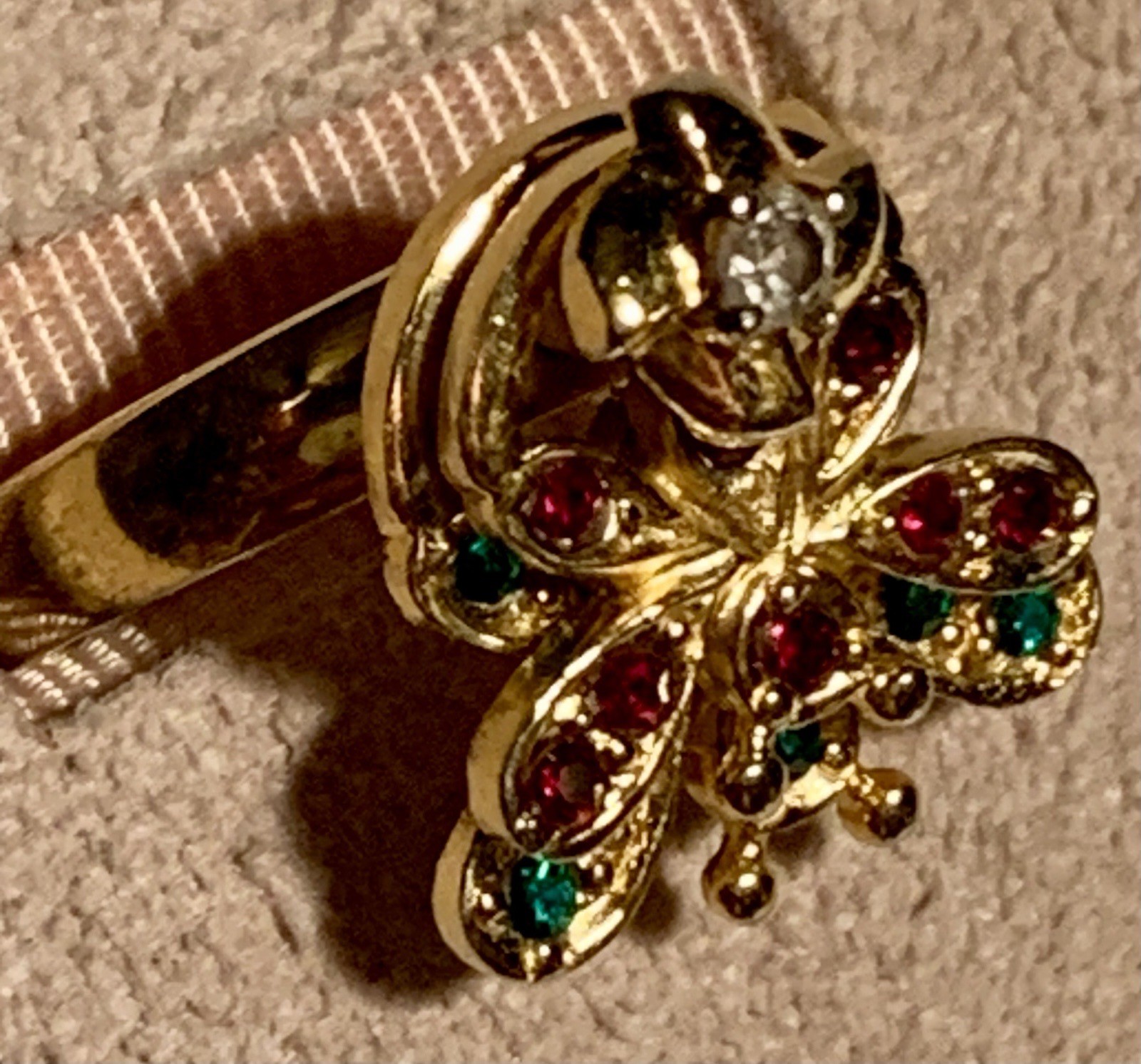 Gold Tone Spinning Butterfly Ring Rhinestone Red Green Gemstones Vintage
