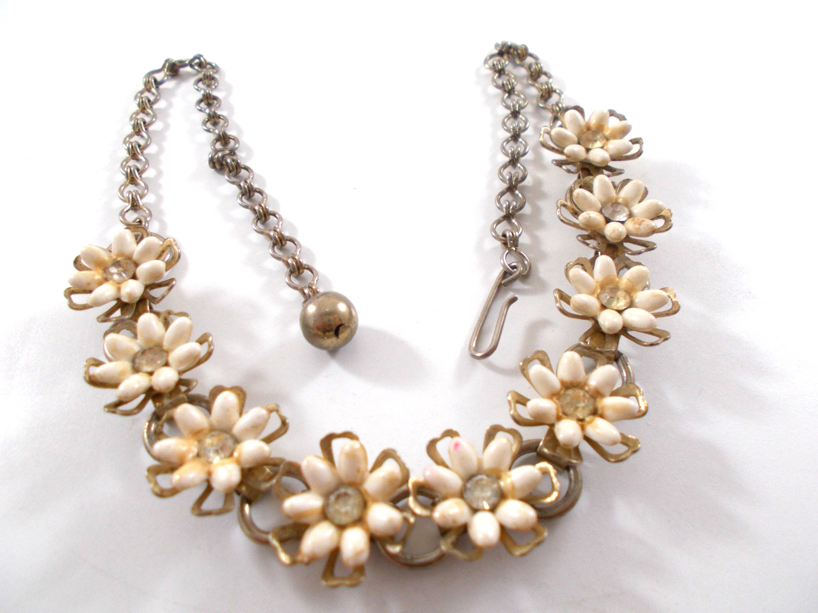 Vintage White Flower Link Choker Necklace with Rhinestones Needs TLC Free Ship