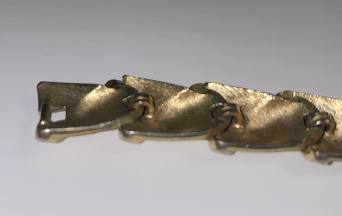 Vintage Trifari Gold Tone Ribbon Bracelet Unique