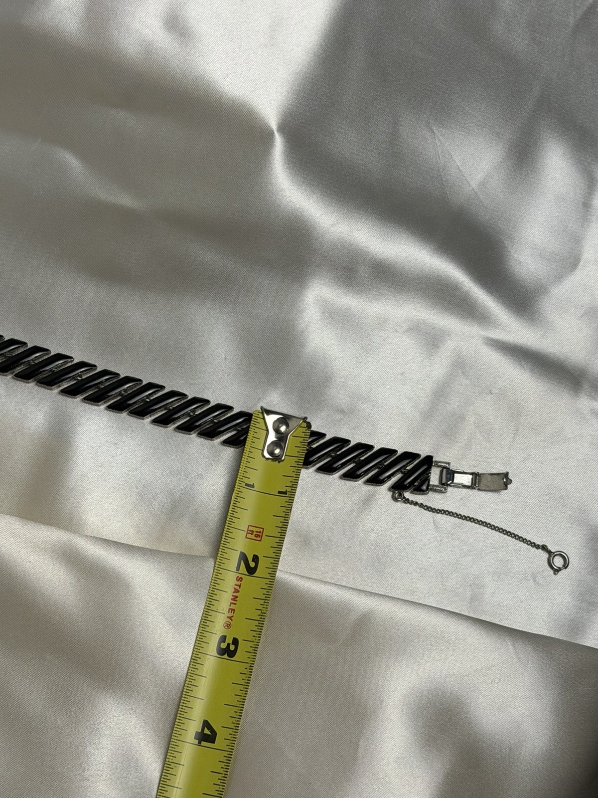 Vintage Silver Tone & Black Link Bracelet – Sleek Articulated Design 7″