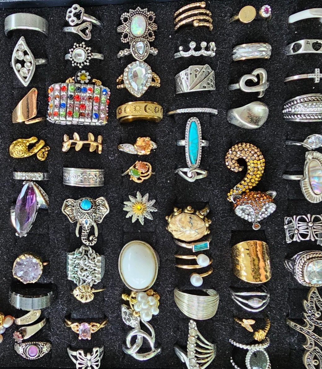 HUGE Vintage & Modern 392 Piece Ring Lot – Perfect for selling individually!