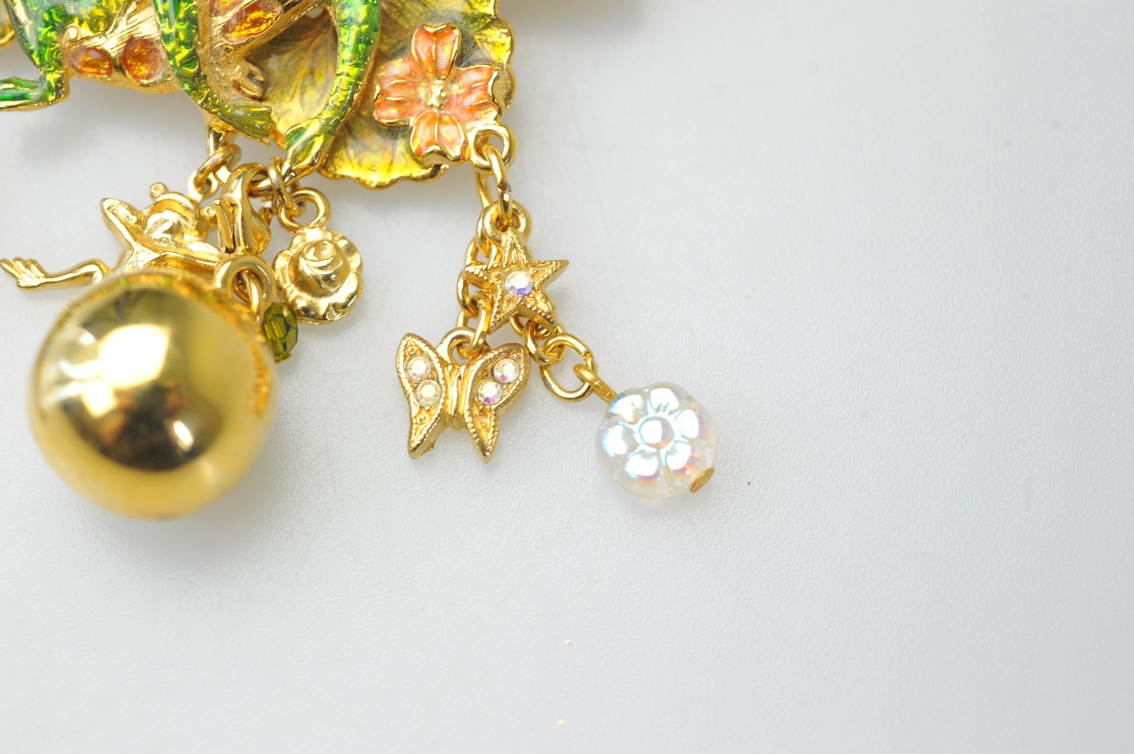Kirks Folly Brooch dangle charm enamel rhinestone Frog Fairy prince crown AL14