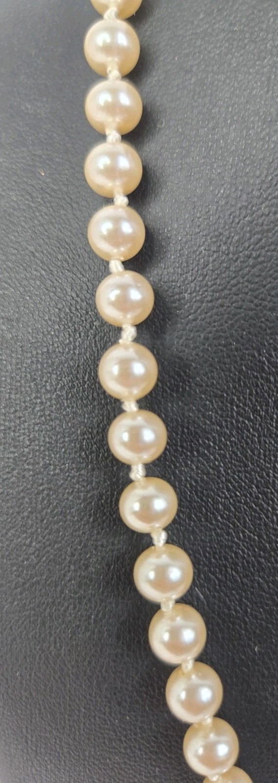Vtg Faux Knotted Pearl Necklace Fish Hook Clasp Japan 18″ Red Oriental Pouch