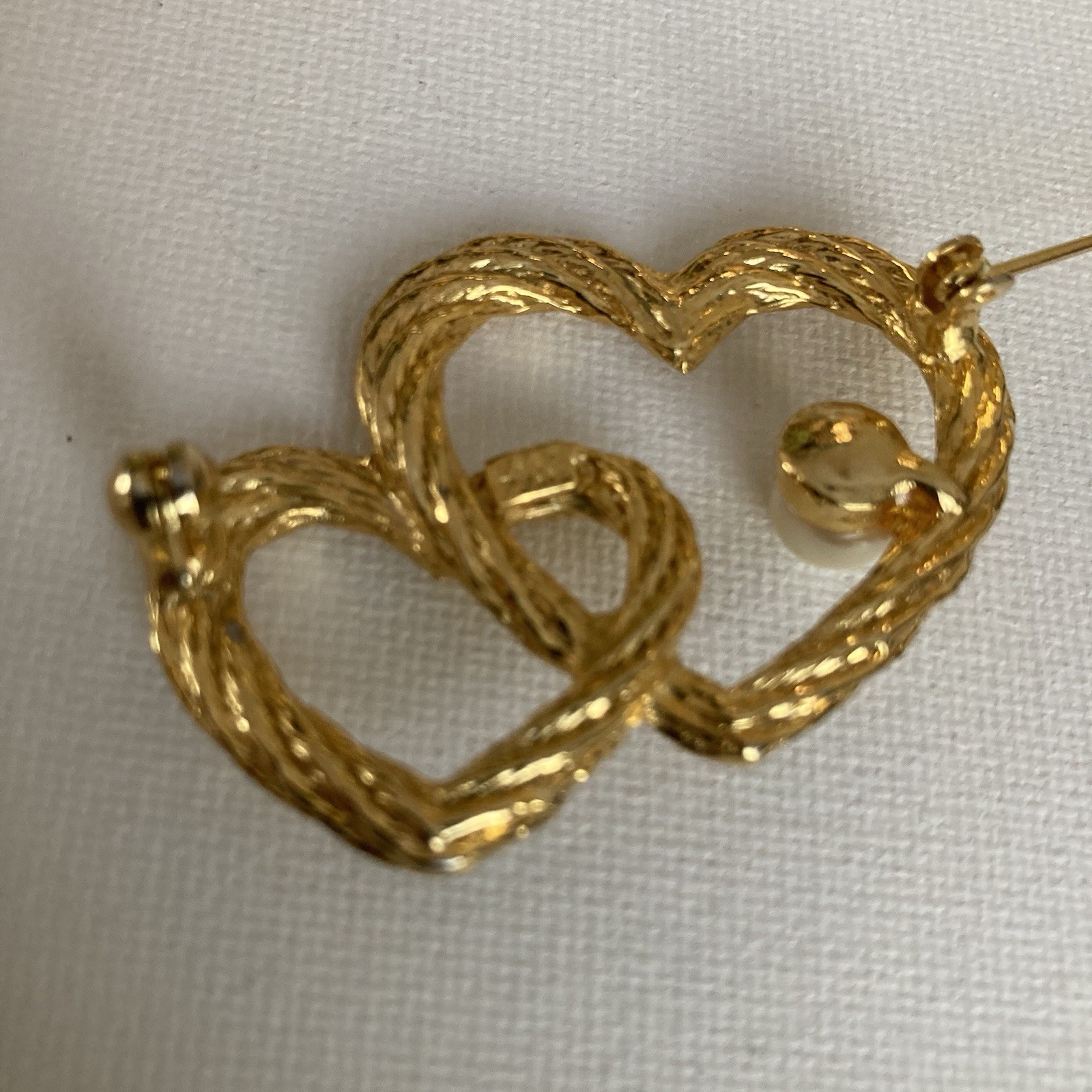Vintage / Now Brooch Lot of 10 AAI Hearts Flowers Rhinestones Gold & Silver Tone