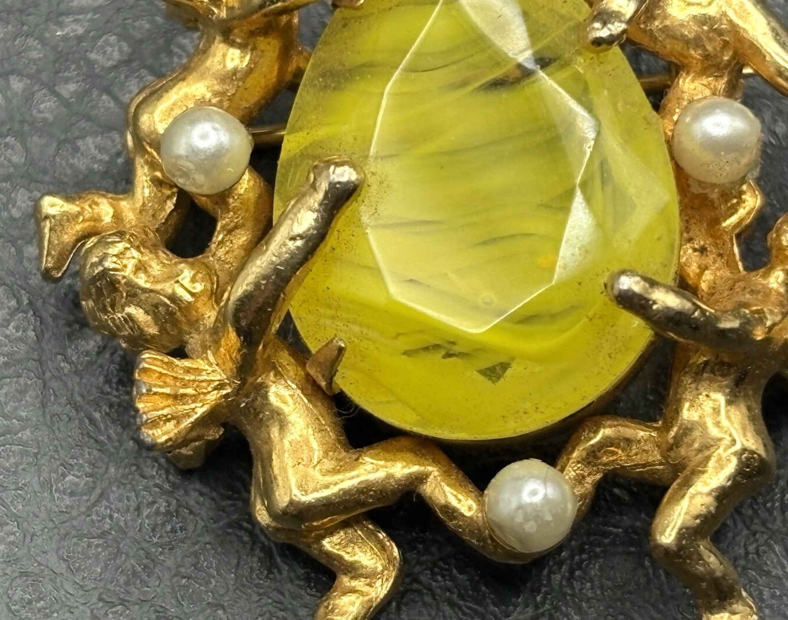 Vintage Jeanne Brooch Cherub Angel Marbled Swirl Yellow Rhinestone Nouveau Style