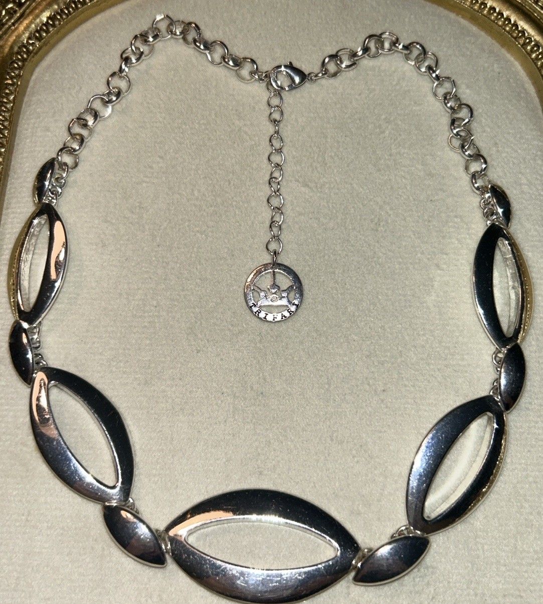 Crown Trifari Silver Tone Open Oval Link Necklace Modernist 15-17” 60’s 48g MCM