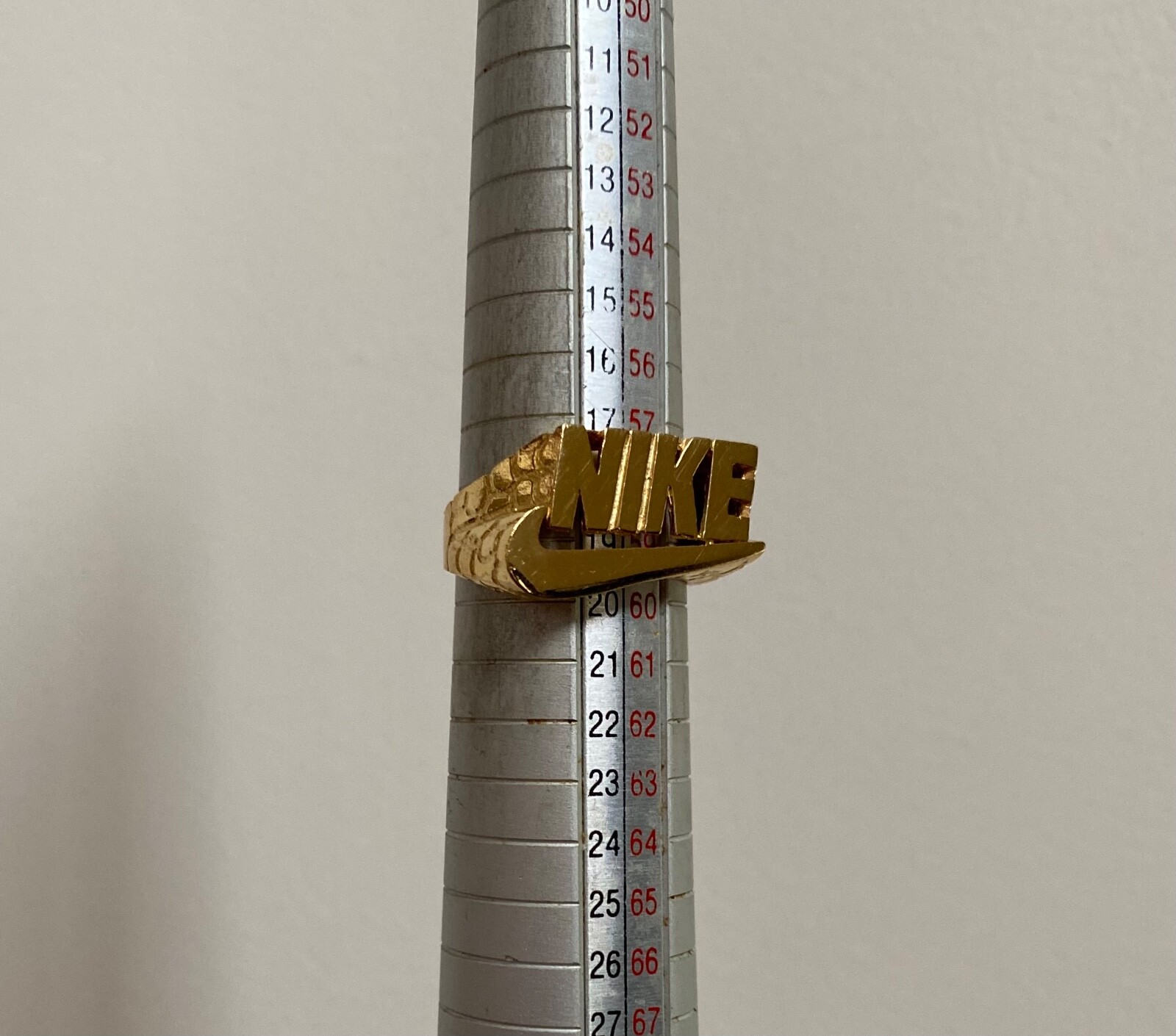 Vintage NIKE Swoosh Logo Gold Chrome Metal Ring Jewelry Novelty Collectible
